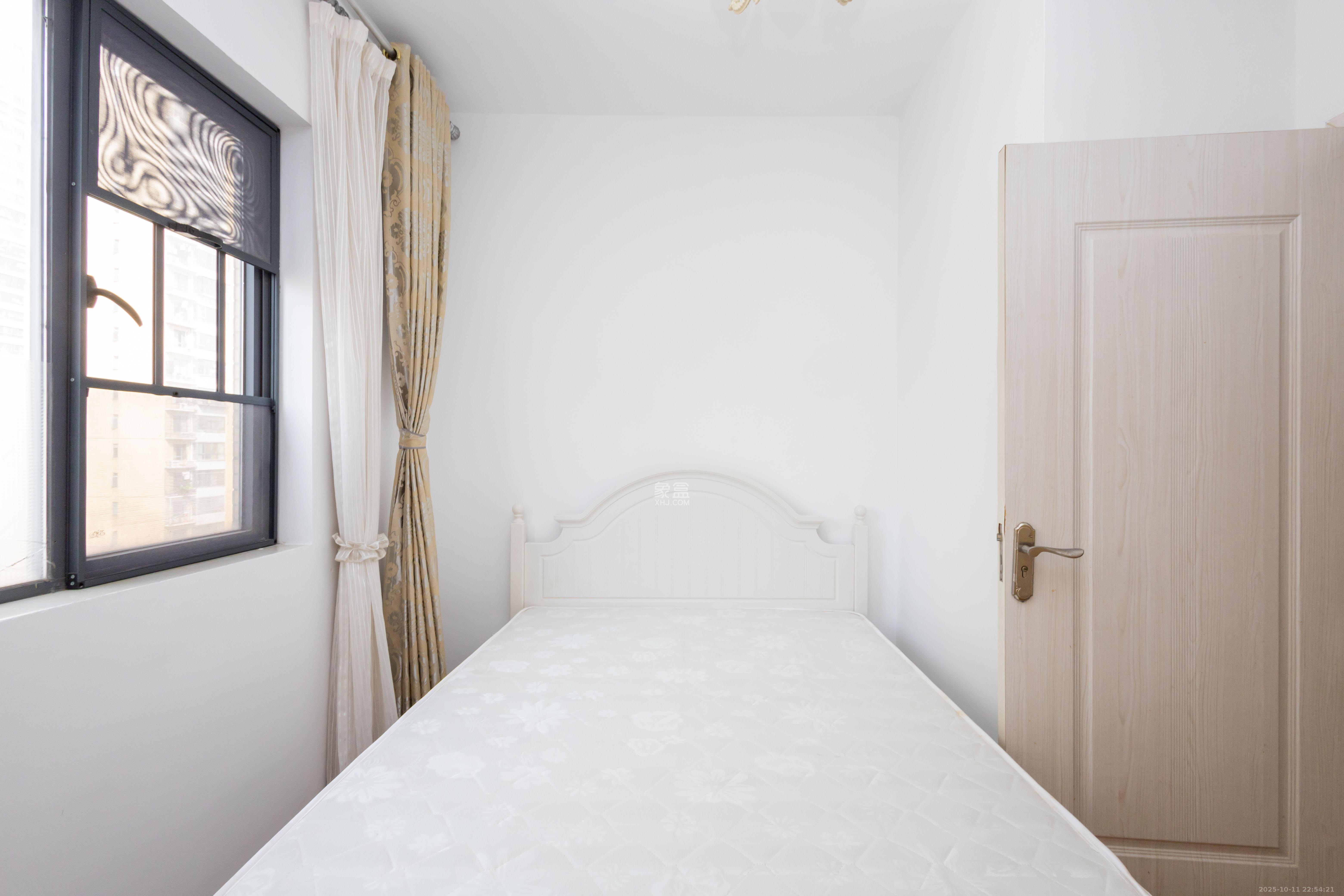 中国铁建国际城一期  3室2厅1卫    41.8万 中国铁建国际城一期  3室2厅1卫    41.8万卧室