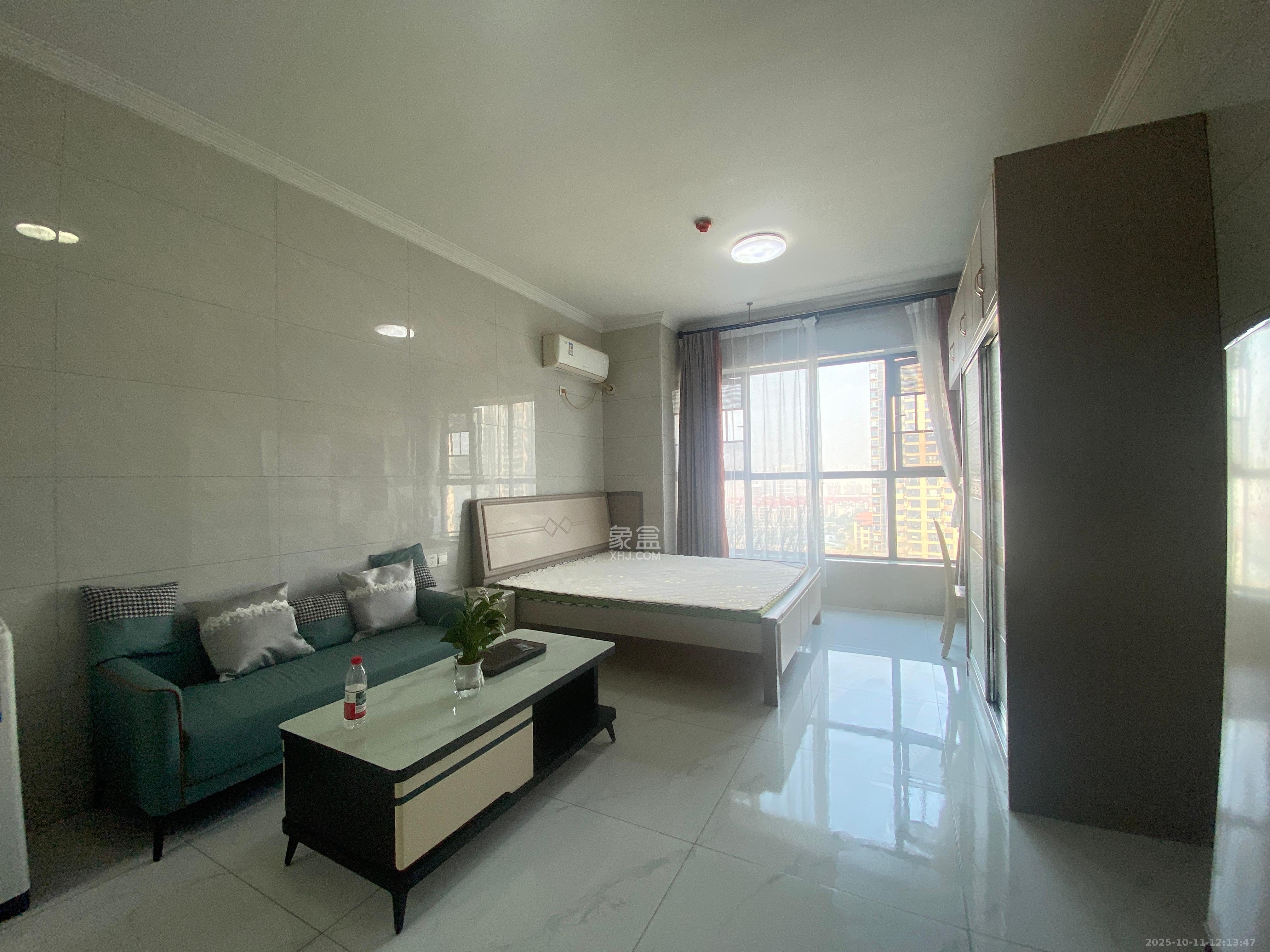 中南国际眼镜城（中伟商业中心）  1室1厅1卫    1250.0元/月