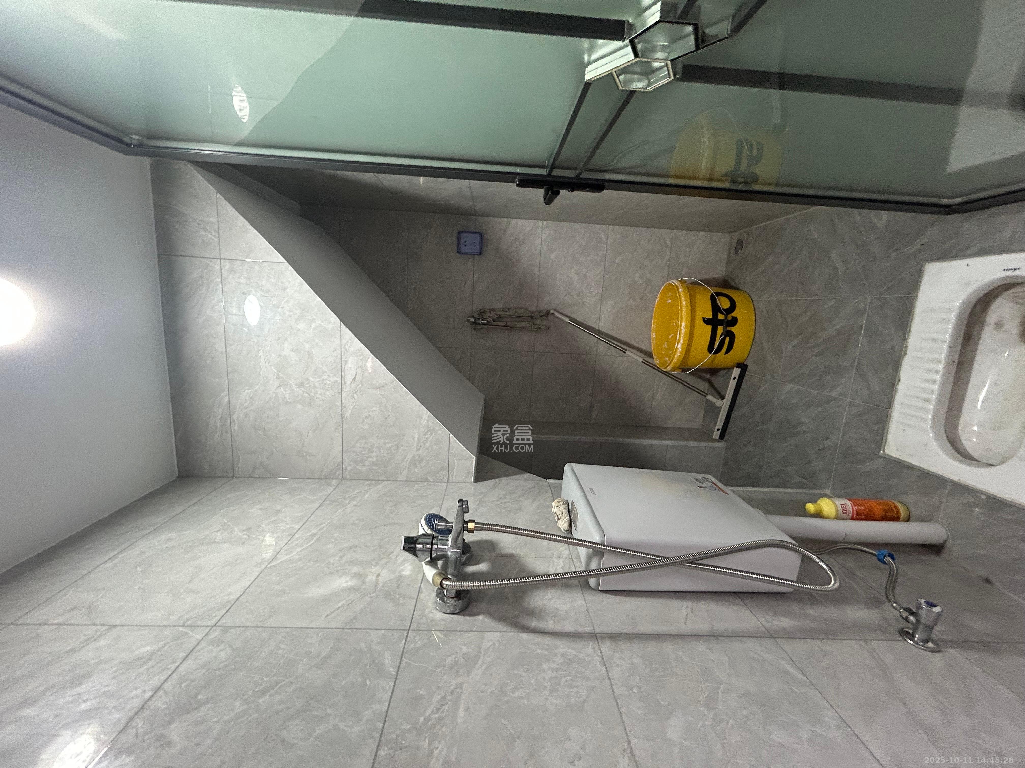 长房时代小镇 1室1厅1卫 1600.0元/月 长房时代小镇 1室1厅1卫 1600.0元/月室内图