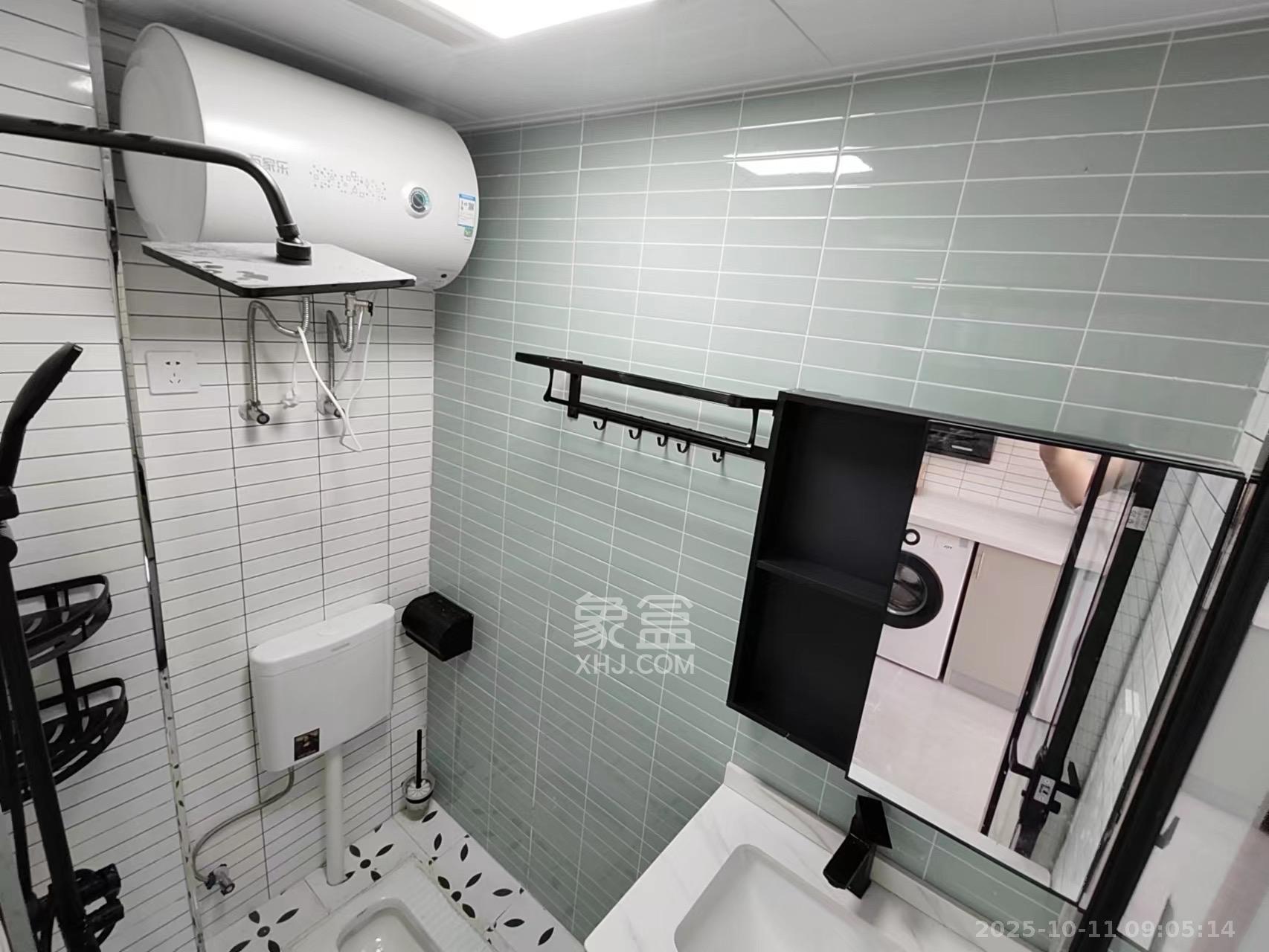 保利天禧EF区  1室1厅1卫    1600.0元/月室内图