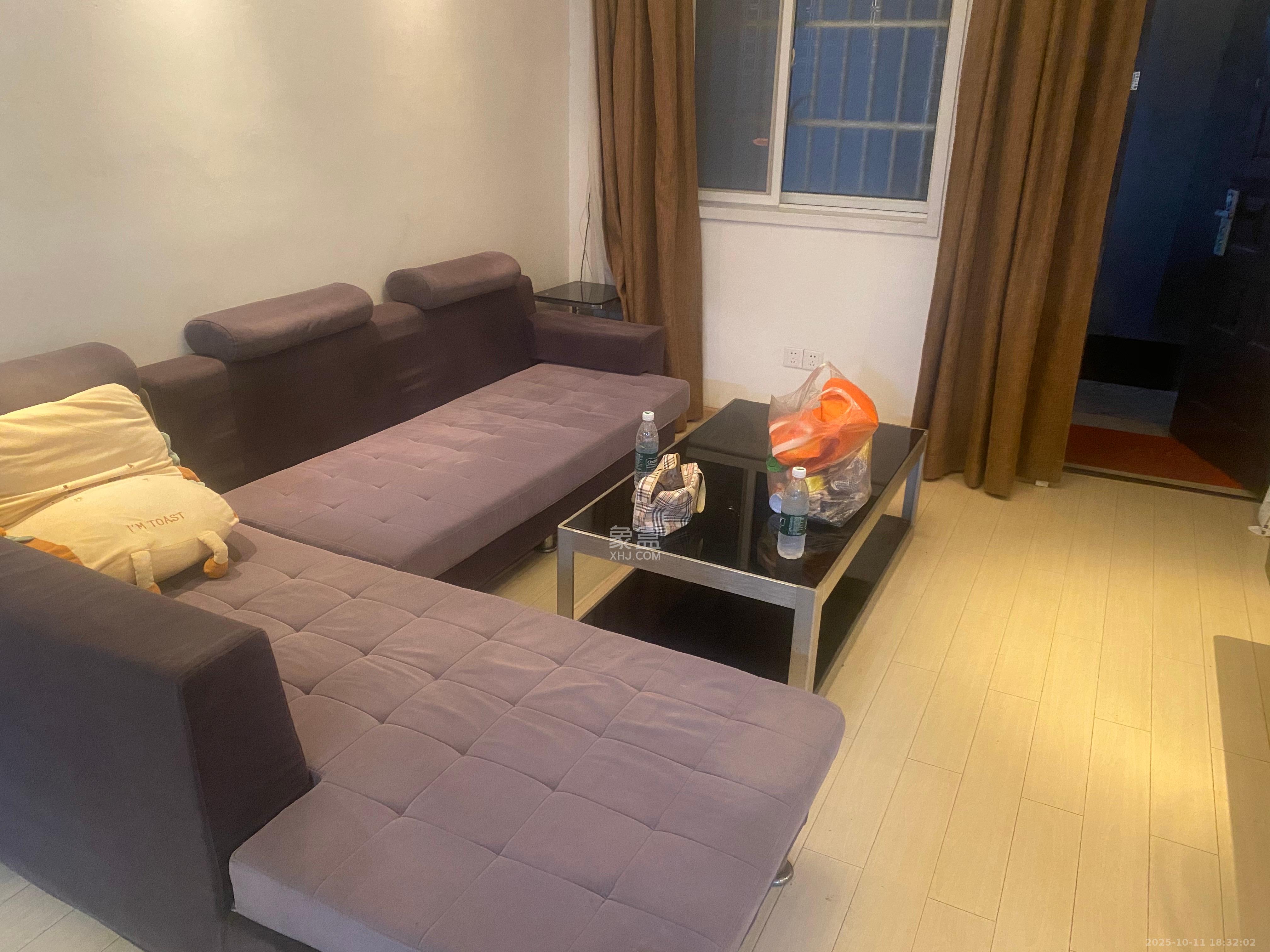 白沙啤酒公寓  2室2厅1卫    1800.0元/月 白沙啤酒公寓  2室2厅1卫    1800.0元/月室内图