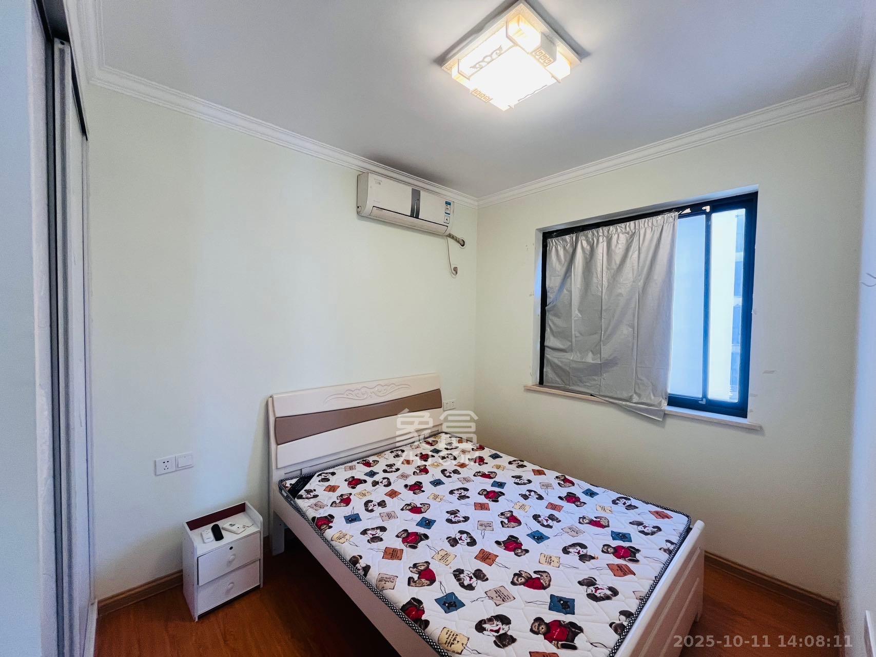 雨花公馆(紫苔名苑) 3室2厅2卫 2800.0元/月 雨花公馆(紫苔名苑) 3室2厅2卫 2800.0元/月室内图