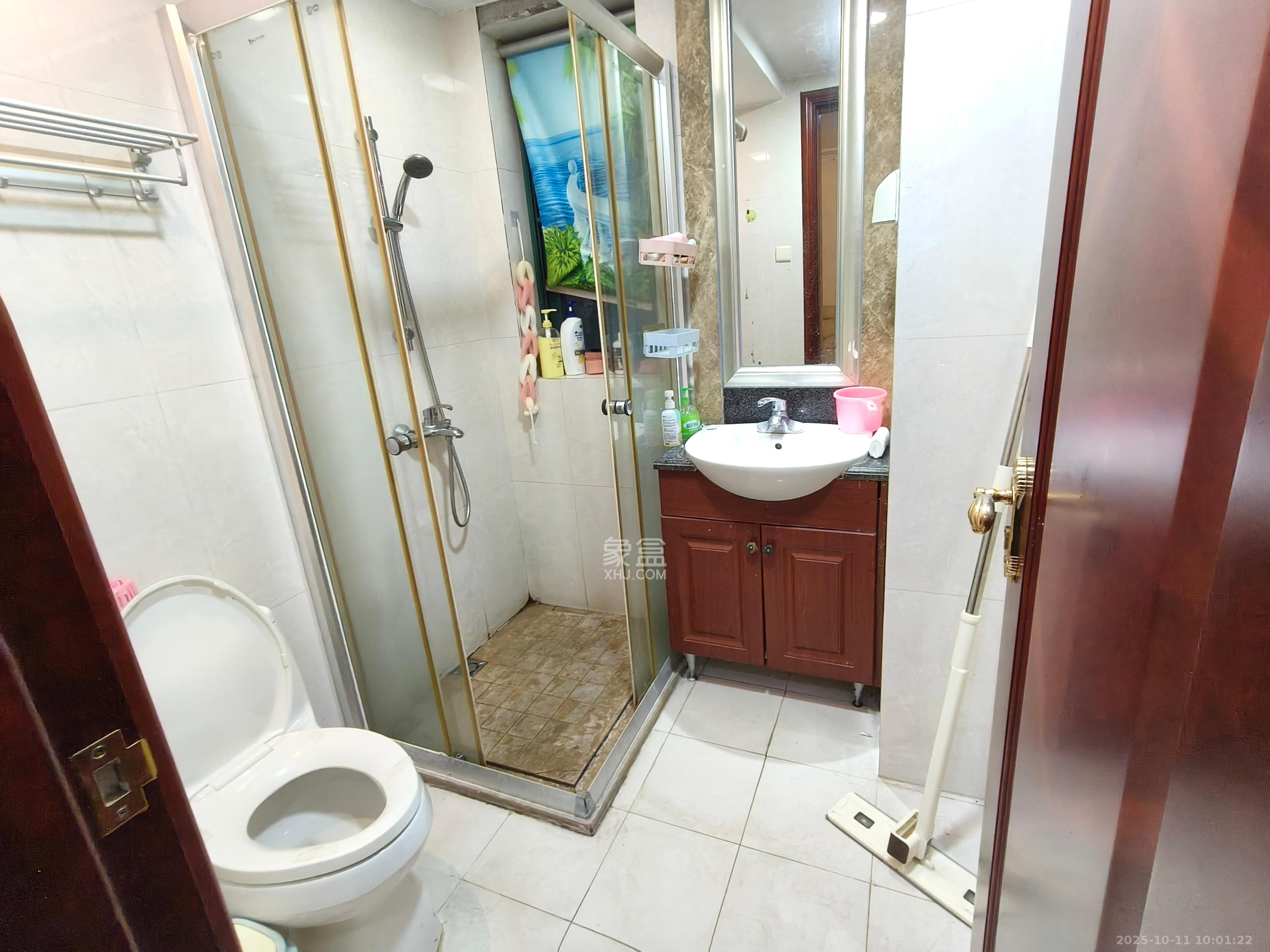 恒大绿洲  2室2厅1卫    2400.0元/月 恒大绿洲  2室2厅1卫    2400.0元/月室内图