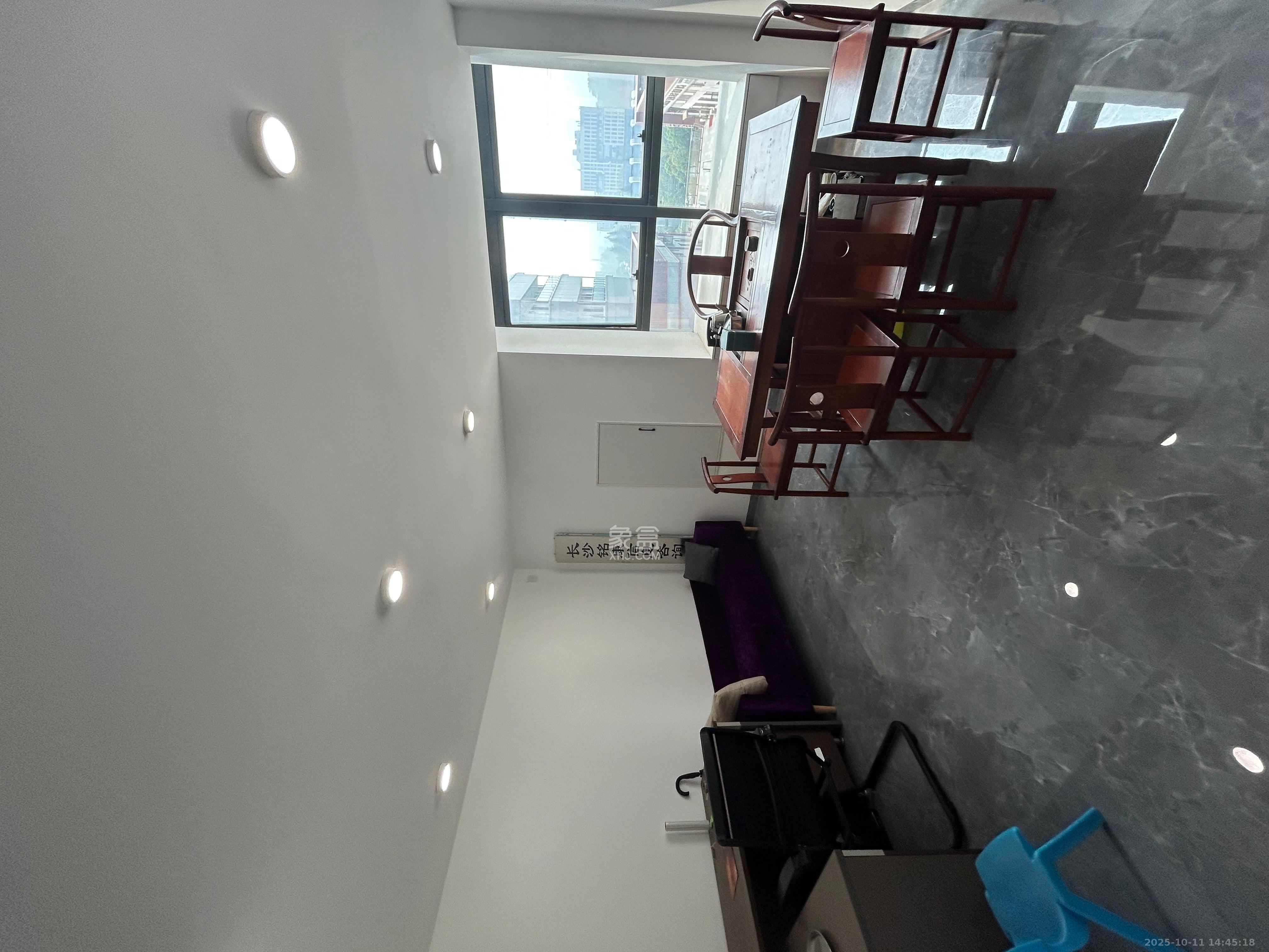 长房时代小镇 1室1厅1卫 1600.0元/月 长房时代小镇 1室1厅1卫 1600.0元/月室内图