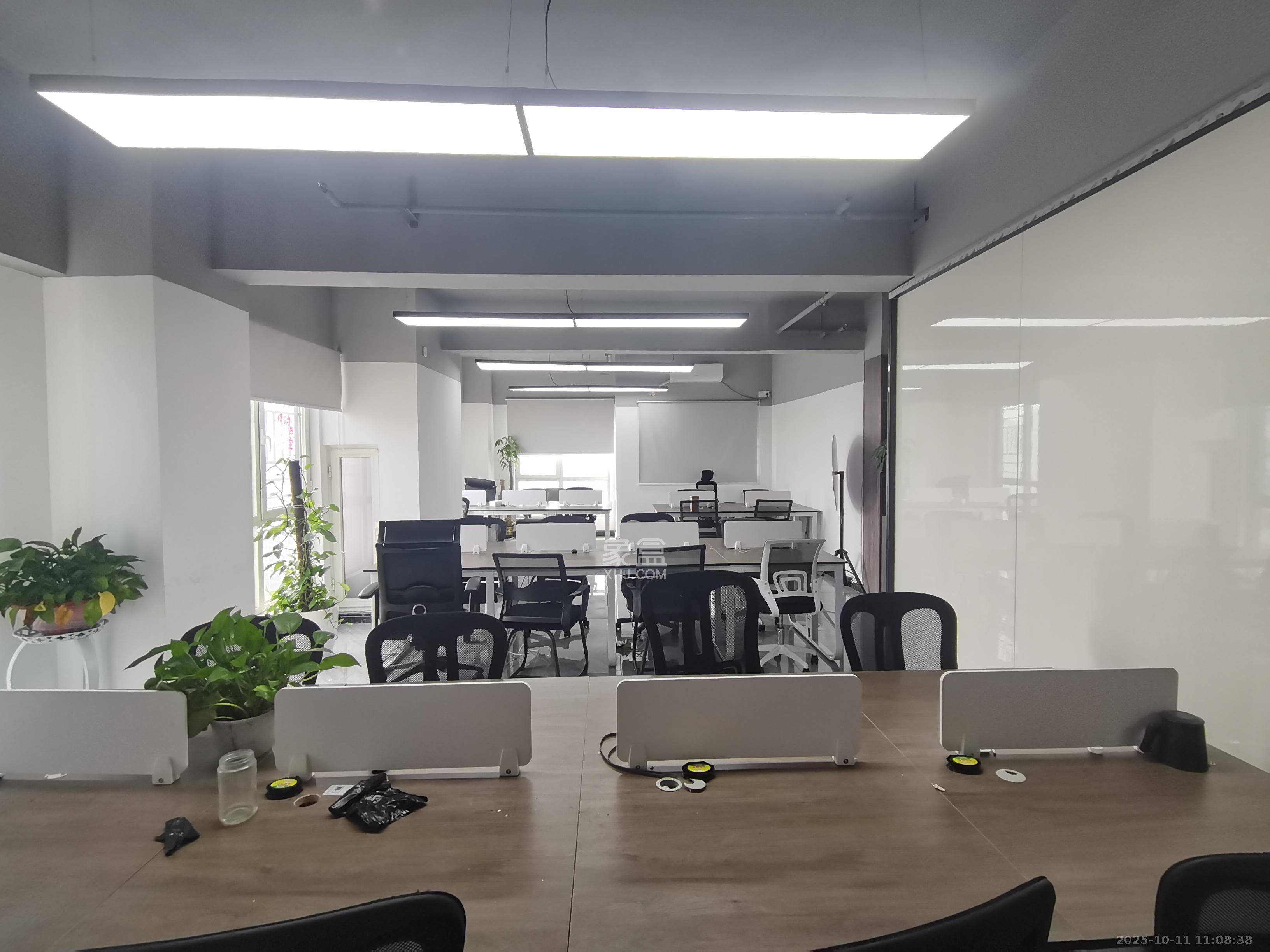 北辰三角洲B1E1区 1室1厅1卫 10800.0元/月 北辰三角洲B1E1区 1室1厅1卫 10800.0元/月室内图