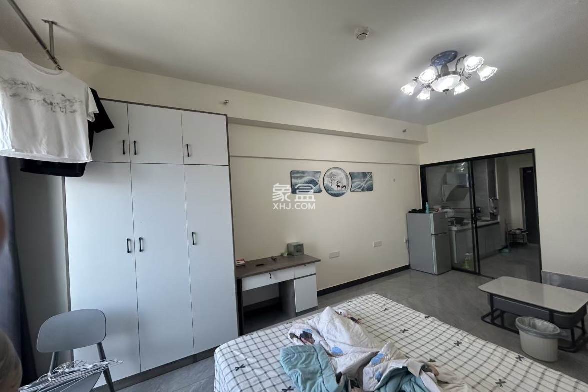 鄱阳汇金中心 1室0厅0卫 1450.0元/月 鄱阳汇金中心 1室0厅0卫 1450.0元/月户型图