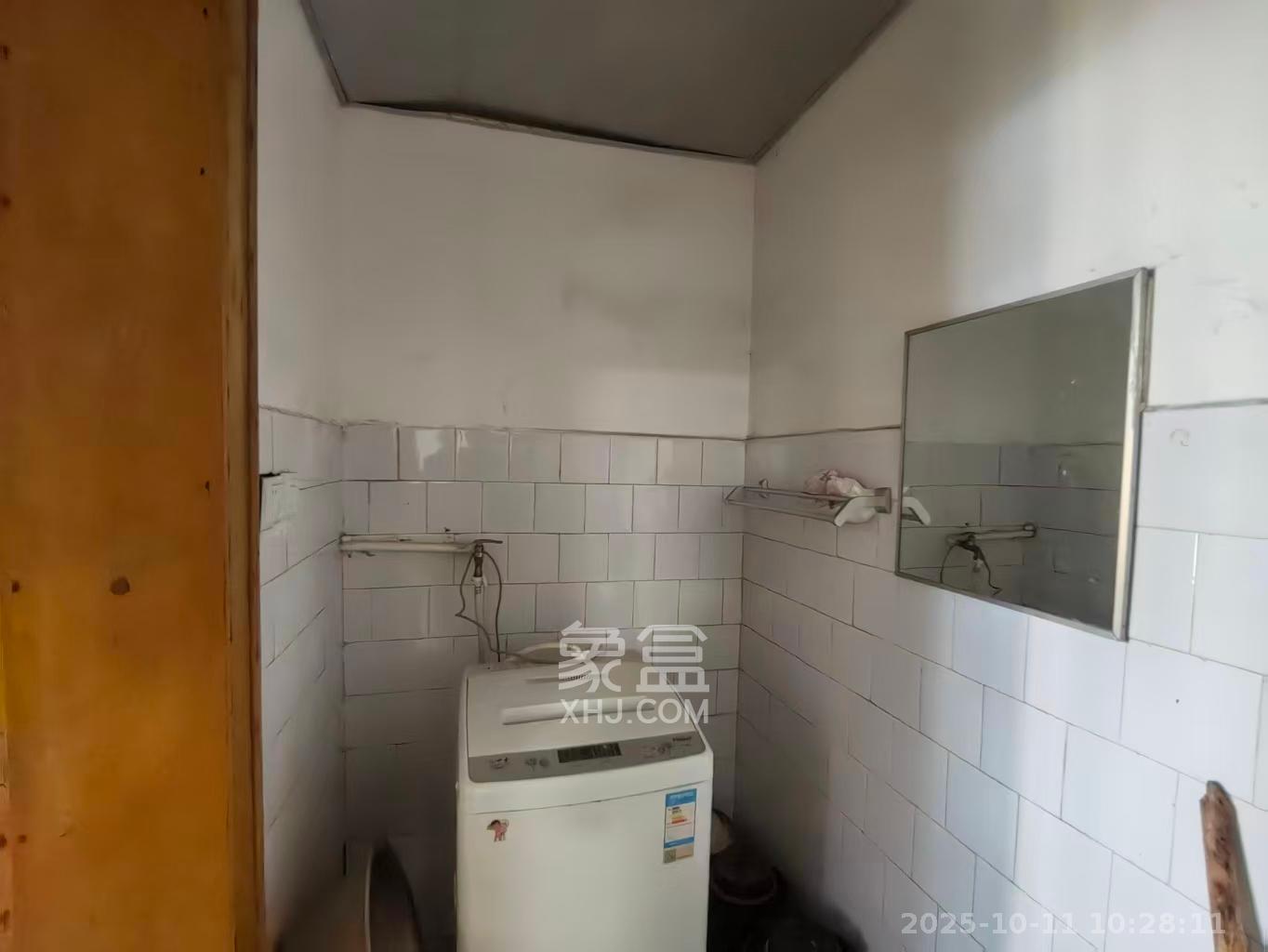 荷花园市直教师村（长沙市教育局直属教师二村）  3室2厅1卫    1850.0元/月室内图