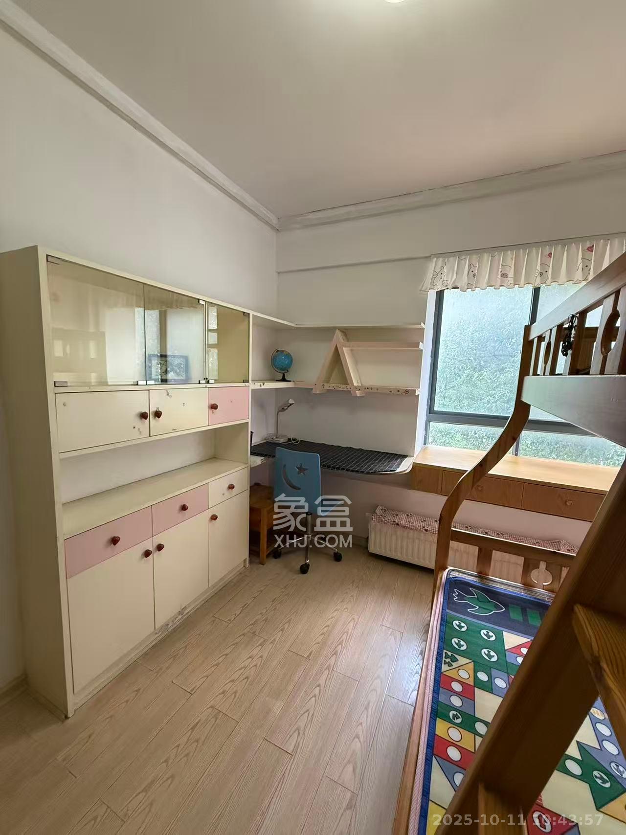 欧园  2室2厅1卫    2600.0元/月室内图