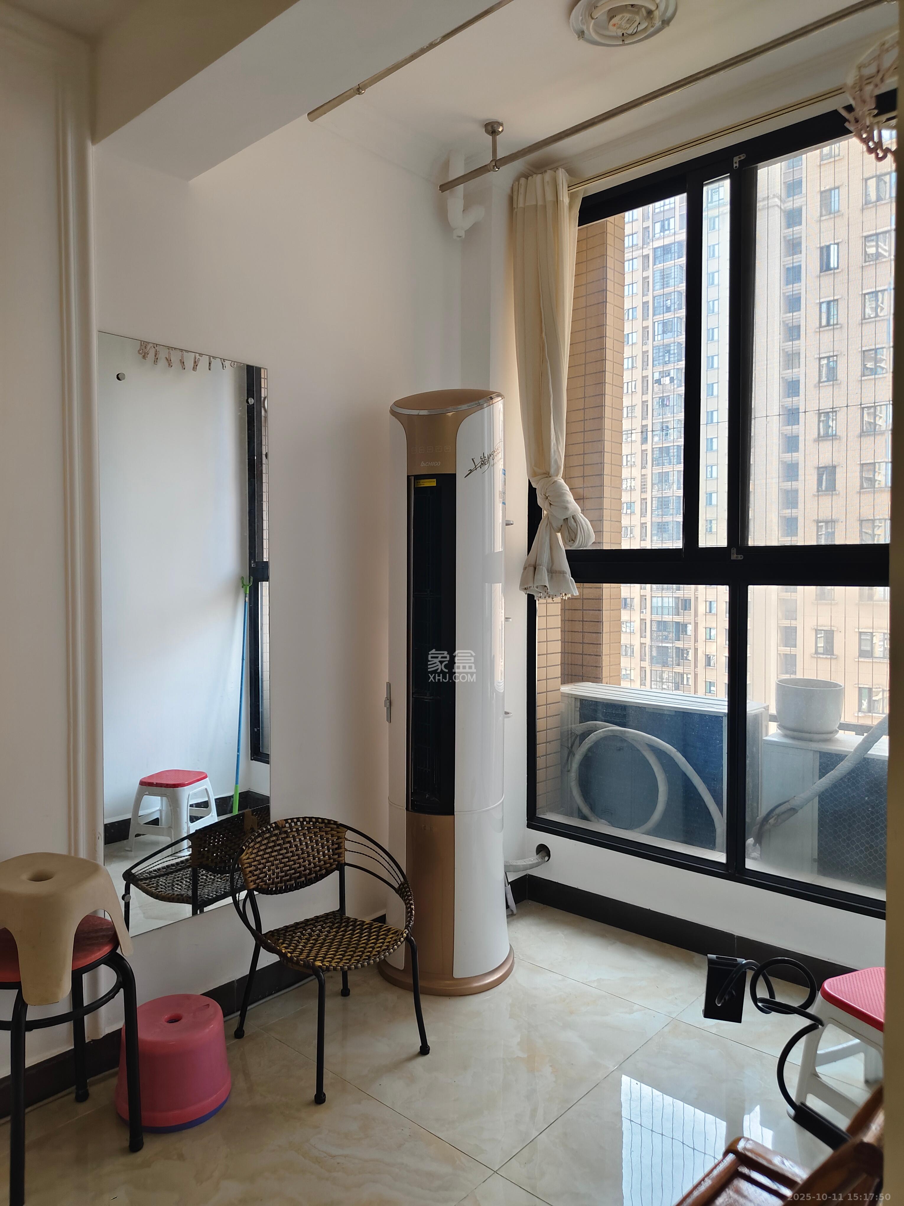 深业睿城 3室2厅1卫 2000.0元/月 深业睿城 3室2厅1卫 2000.0元/月室内图