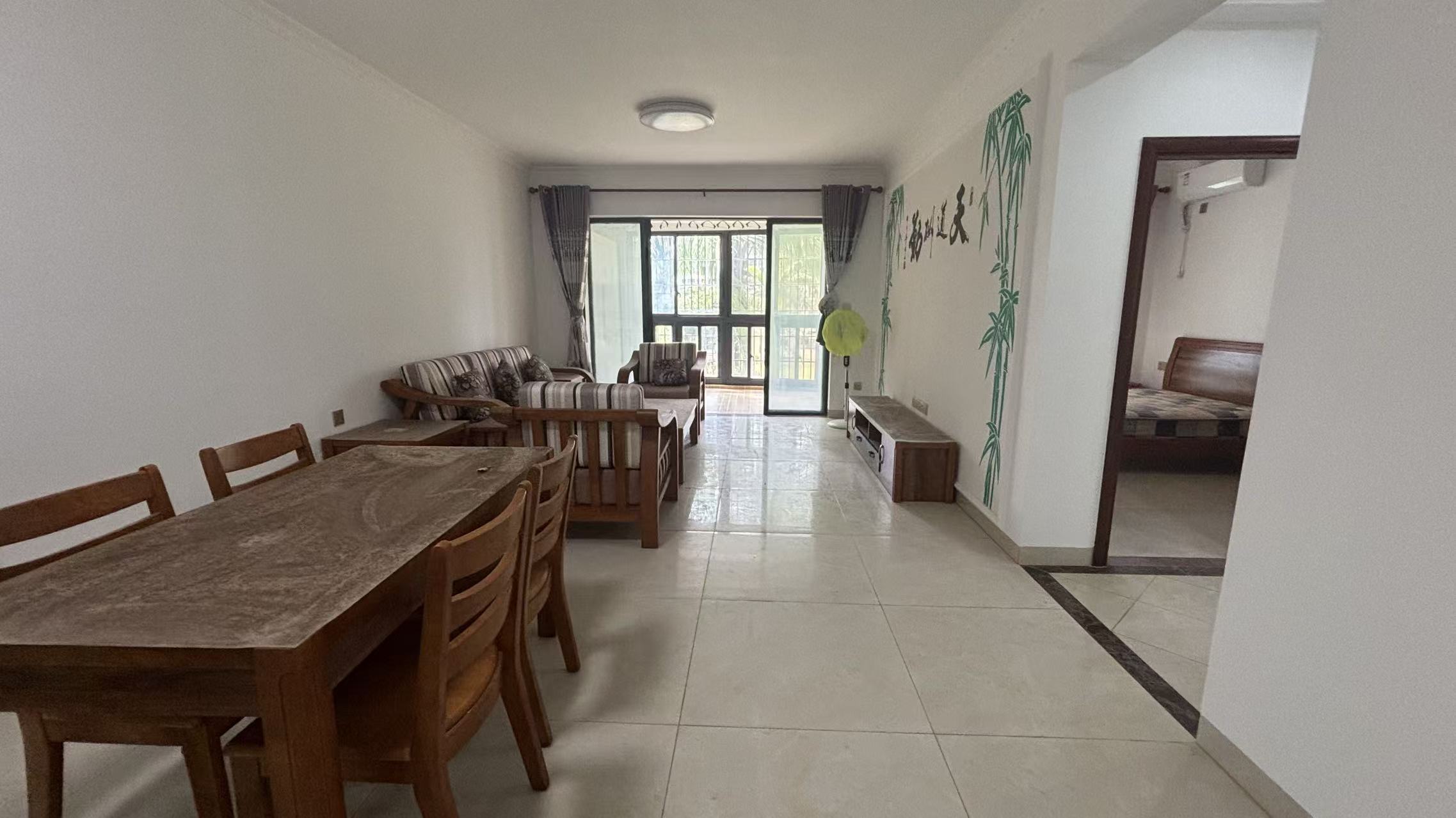 五源河公寓C区  3室2厅2卫    2500.0元/月 五源河公寓C区  3室2厅2卫    2500.0元/月户型图