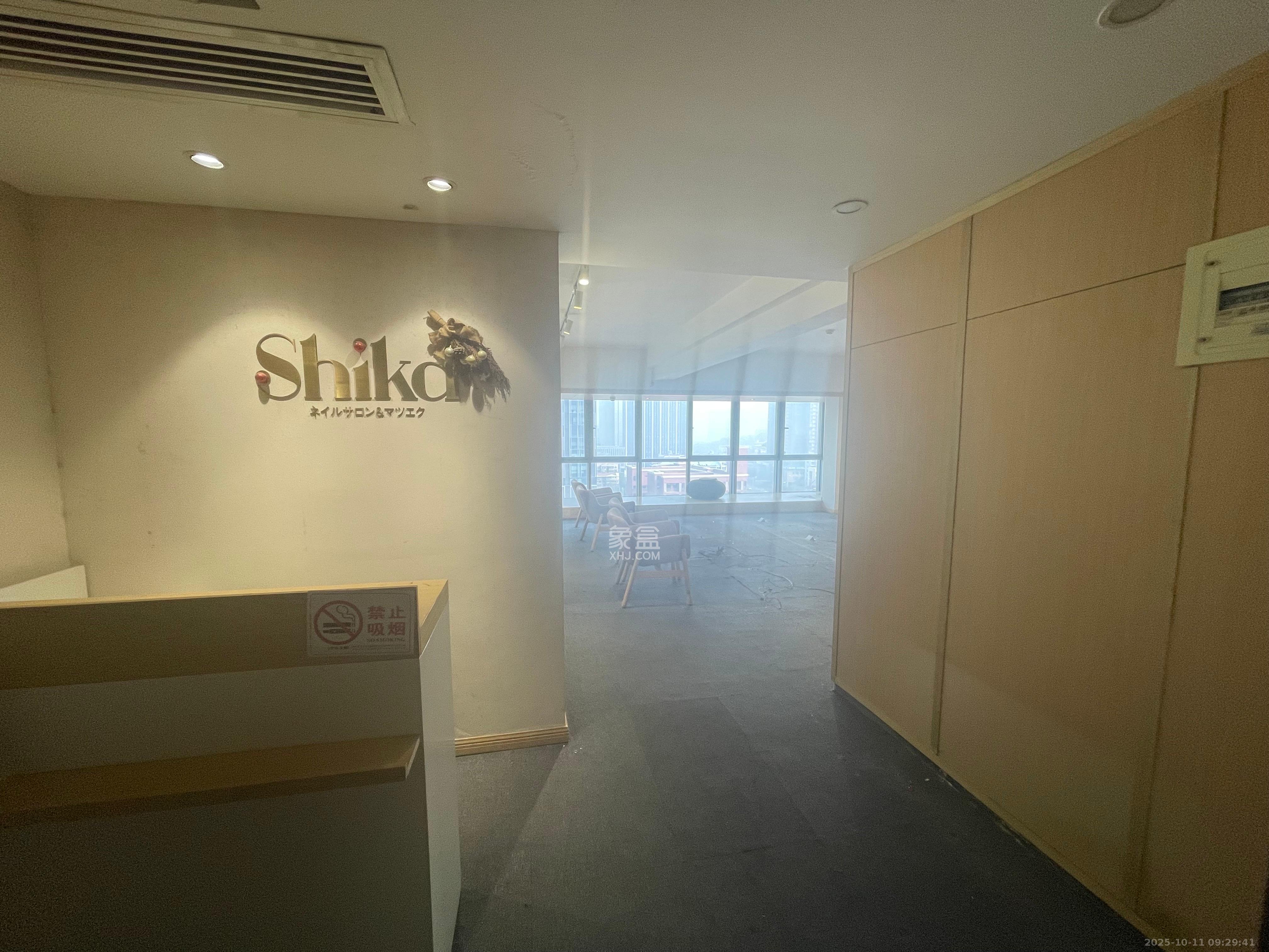 保利国际广场  1室1厅1卫    7500.0元/月