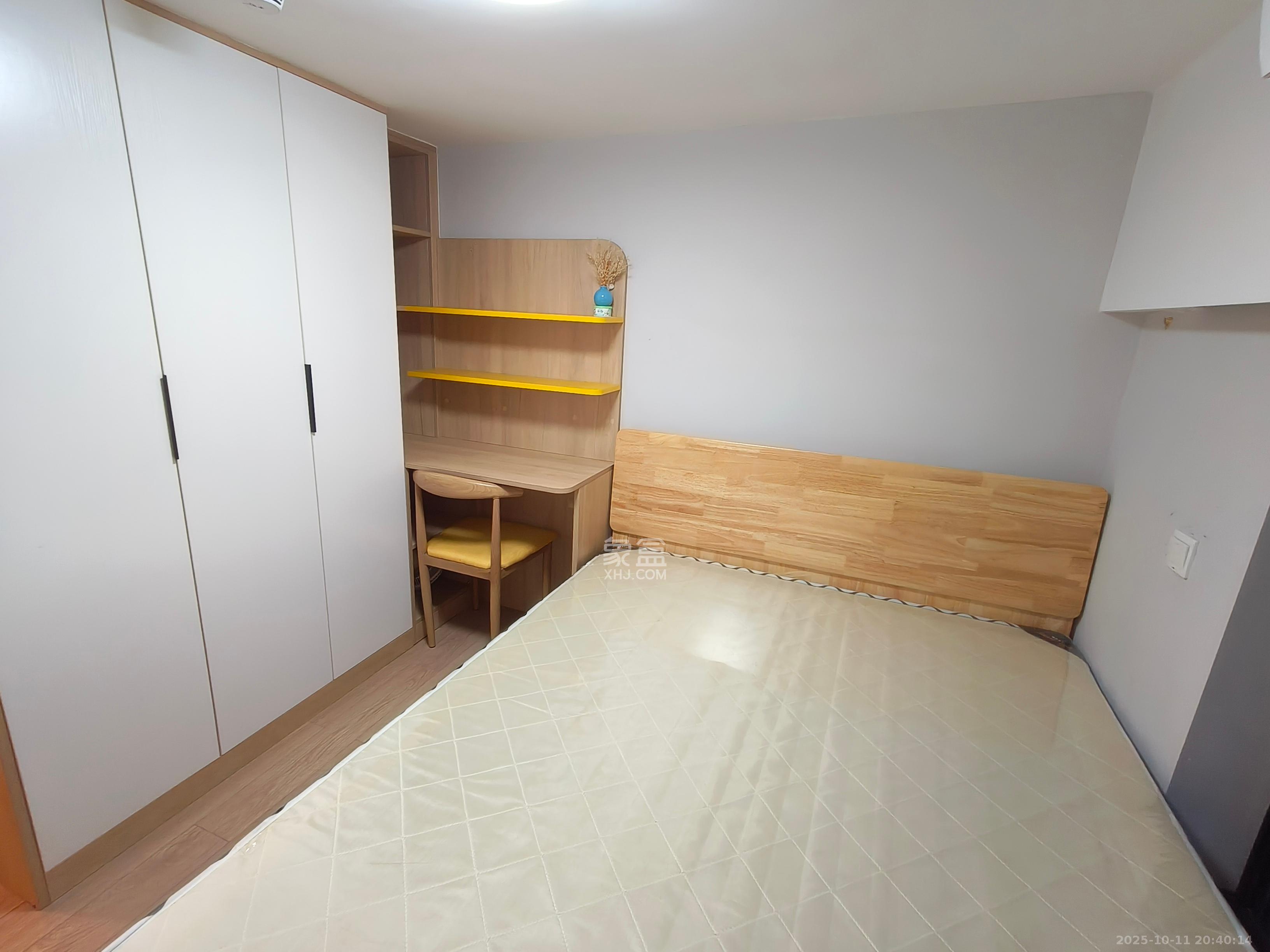 时代年华 2室1厅1卫 1300.0元/月 时代年华 2室1厅1卫 1300.0元/月室内图