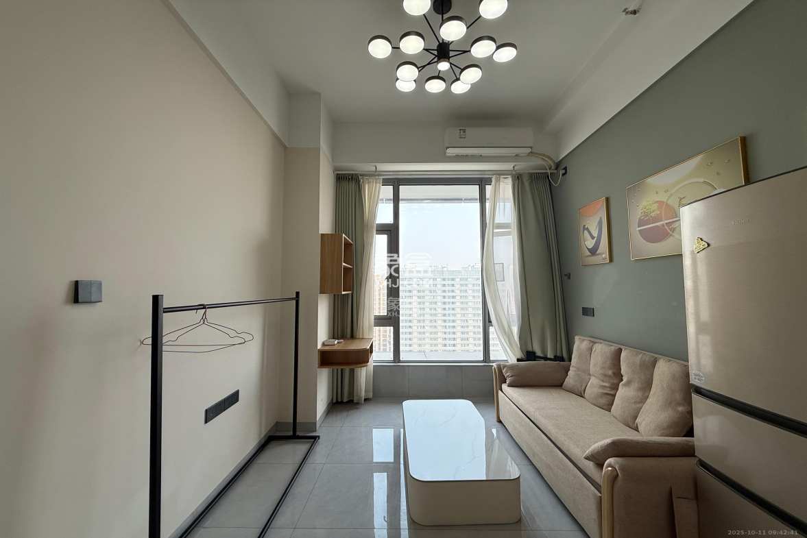 保利天禧EF区 1室1厅1卫 1800.0元/月 保利天禧EF区 1室1厅1卫 1800.0元/月室内图