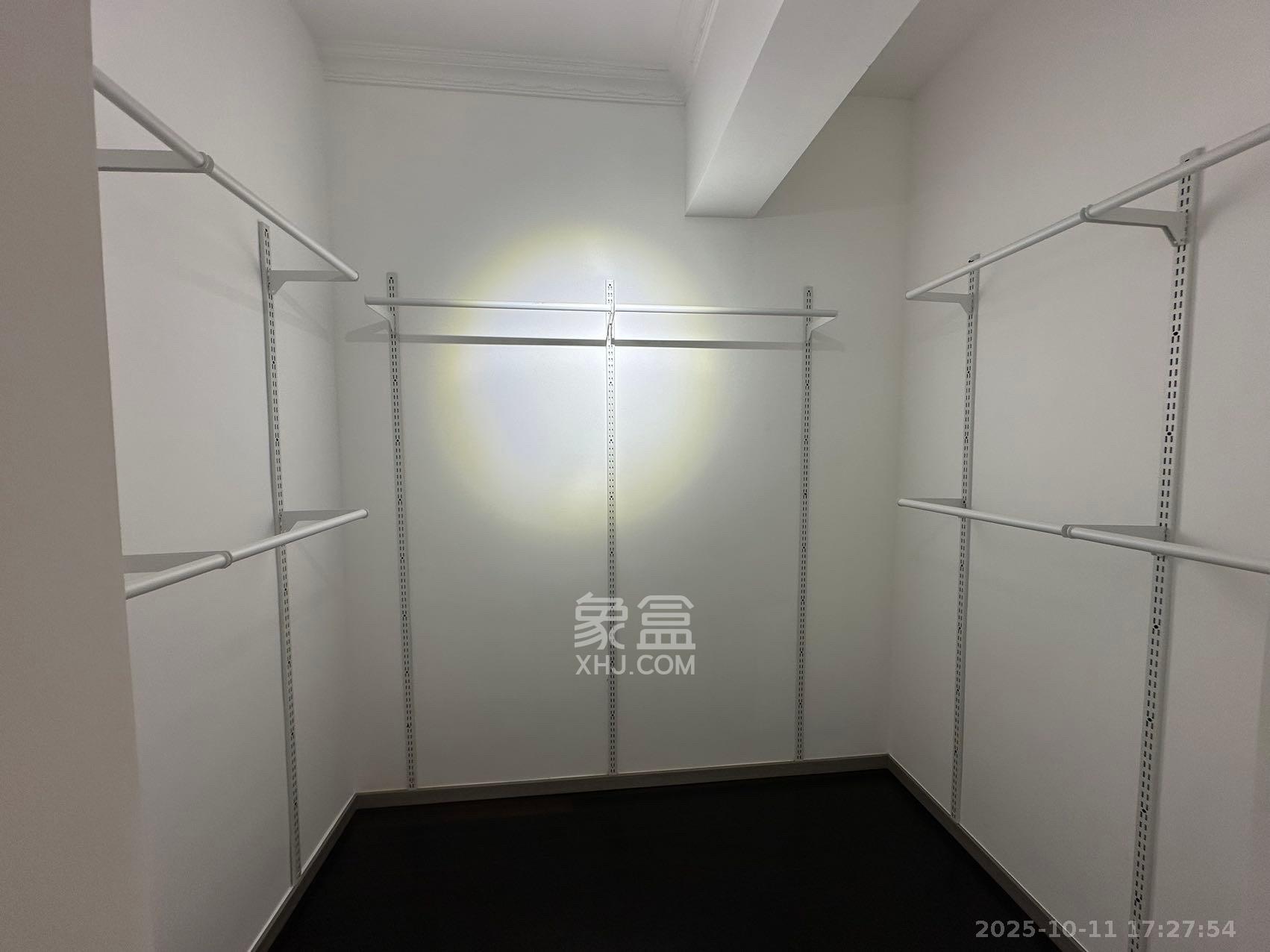 火星一片 3室2厅2卫 3000.0元/月 火星一片 3室2厅2卫 3000.0元/月室内图