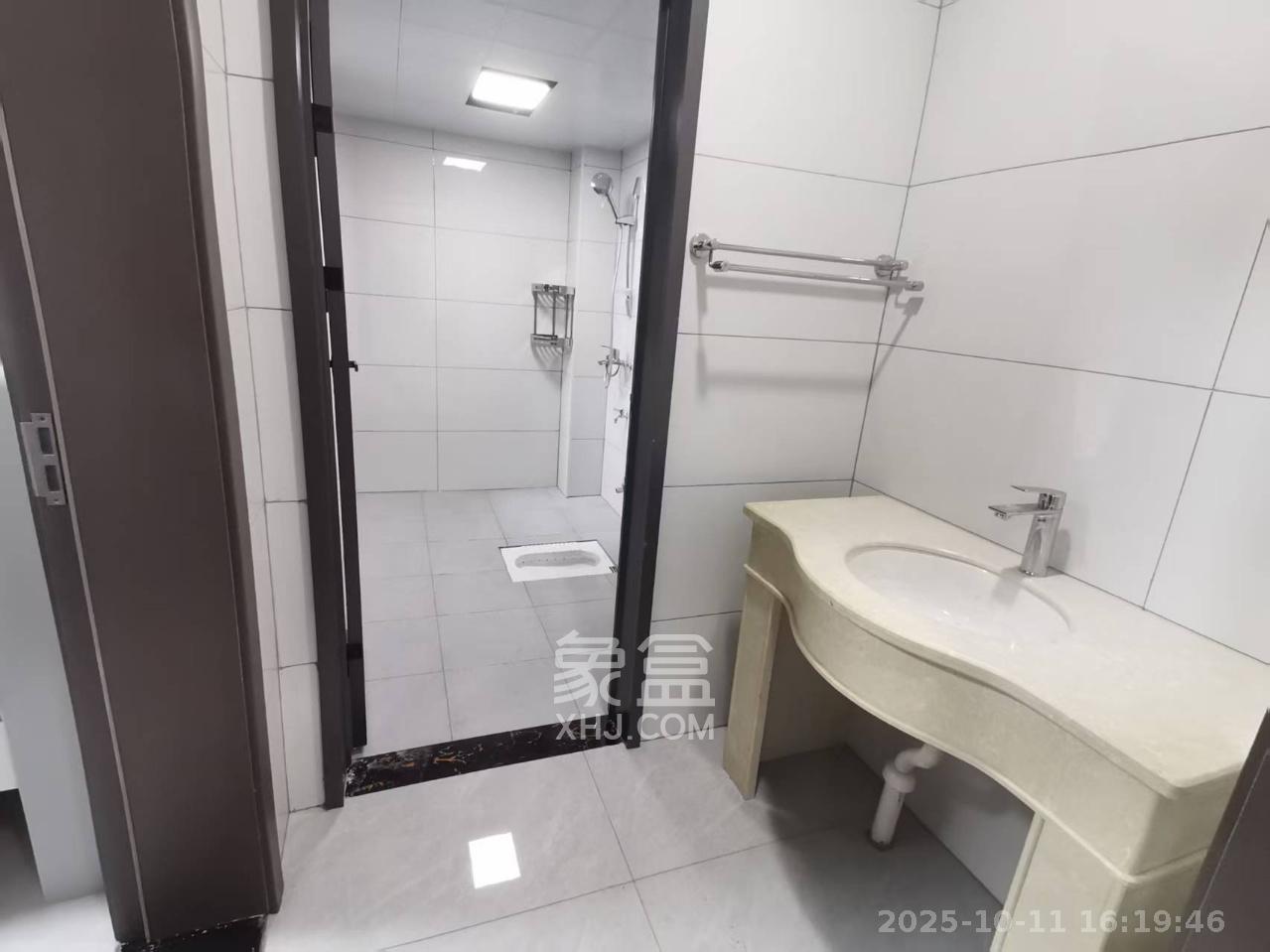 鑫远悦城(鑫远悦时代)  3室1厅1卫    2100.0元/月 鑫远悦城(鑫远悦时代)  3室1厅1卫    2100.0元/月室内图