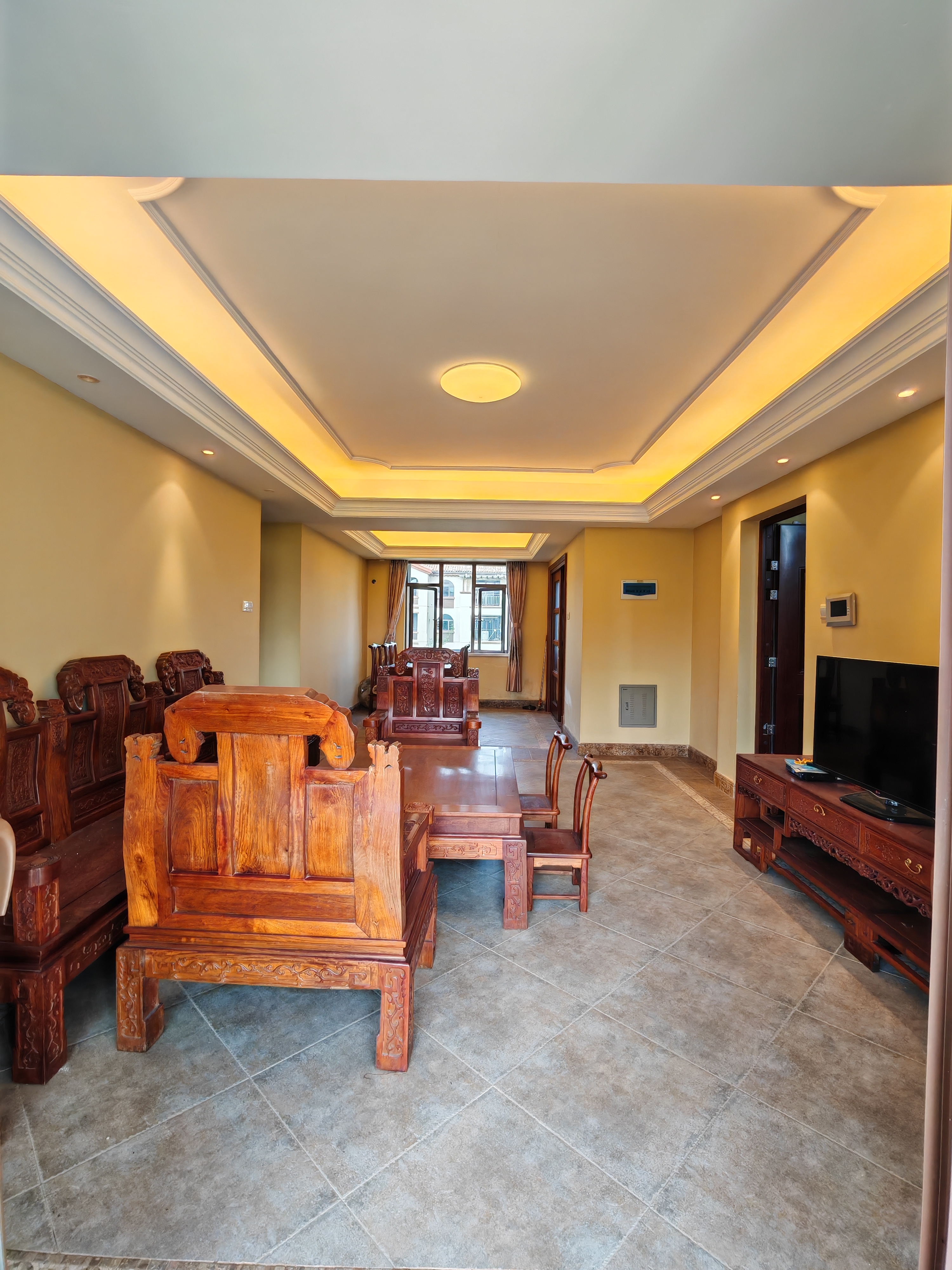 富力盈溪谷  4室2厅2卫    3200.0元/月室内图