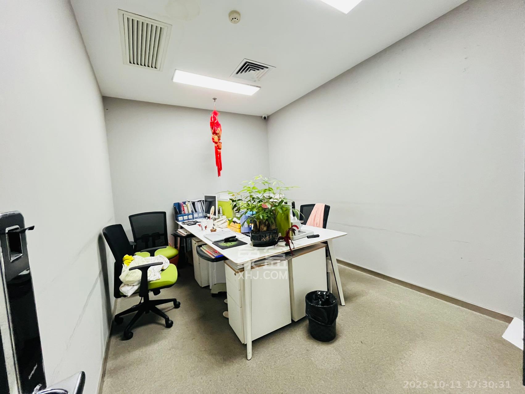 华创国际广场   516.0㎡      28000.0元/月室内图