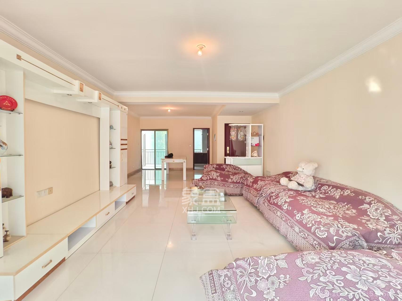 江山帝景雅典  3室1厅2卫    2300.0元/月 江山帝景雅典  3室1厅2卫    2300.0元/月室内图