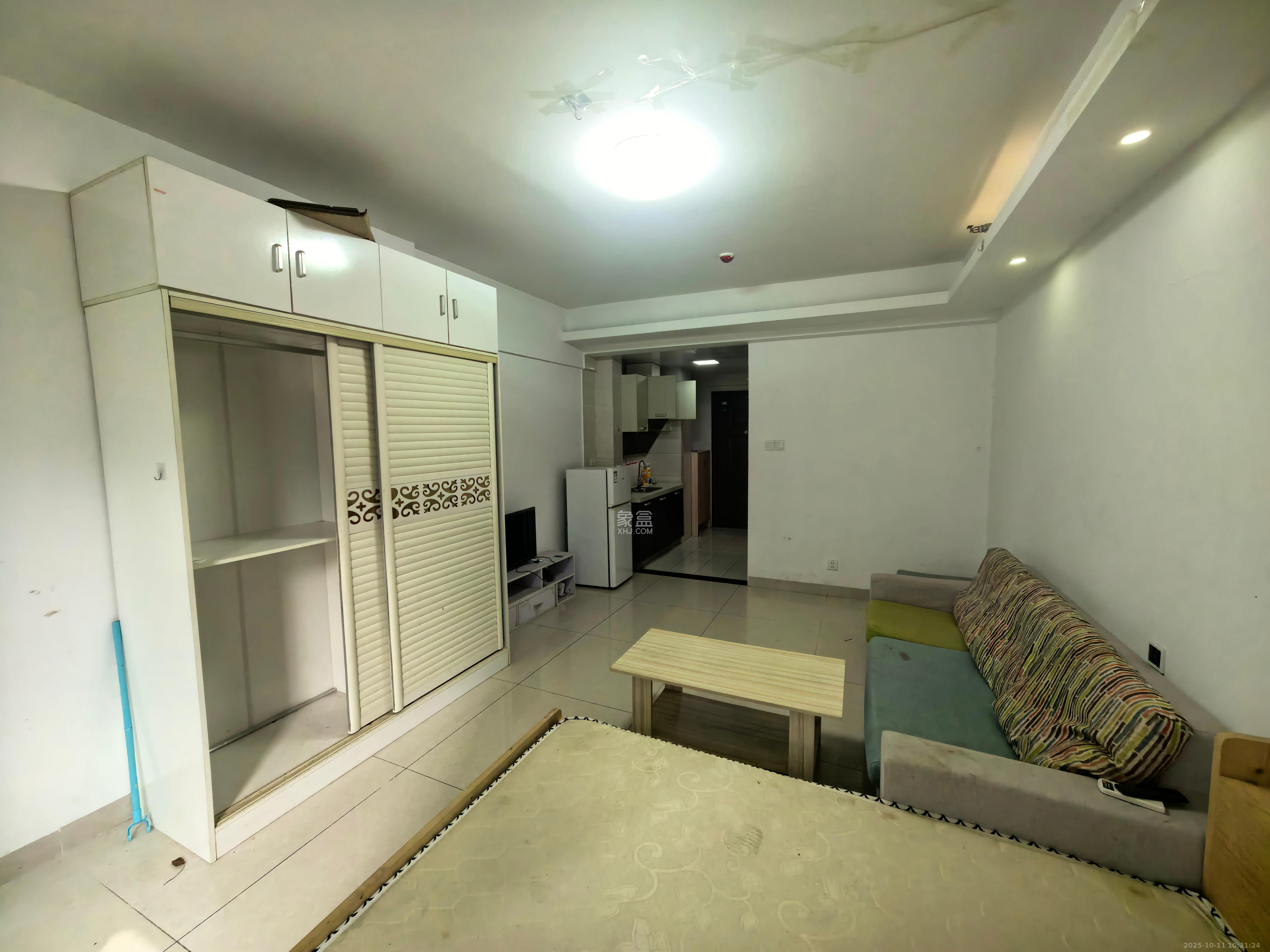 钰龙天下二期（钰龙佳园）  1室0厅1卫    1400.0元/月室内图