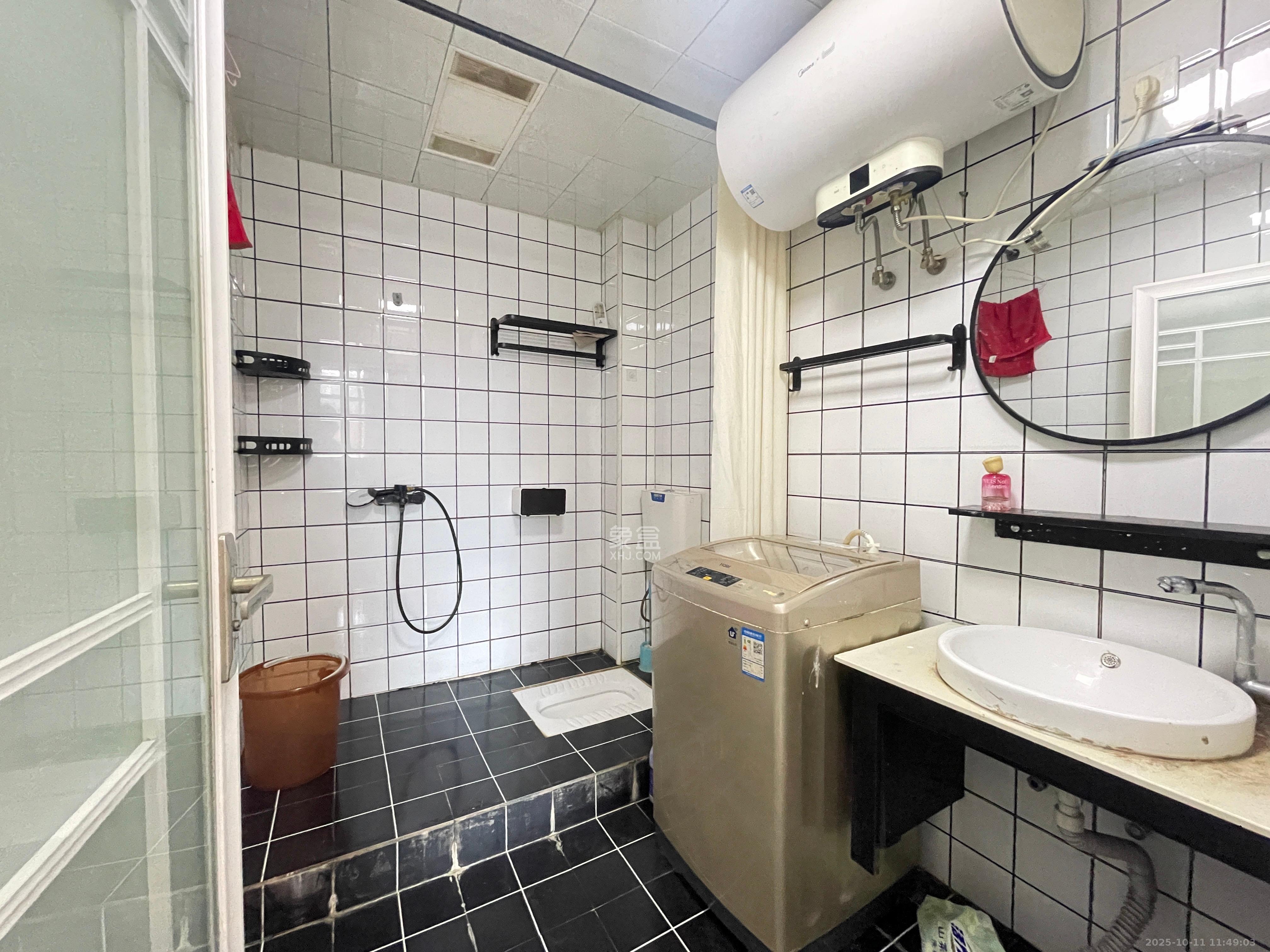 英祥春天  1室1厅1卫    1600.0元/月室内图