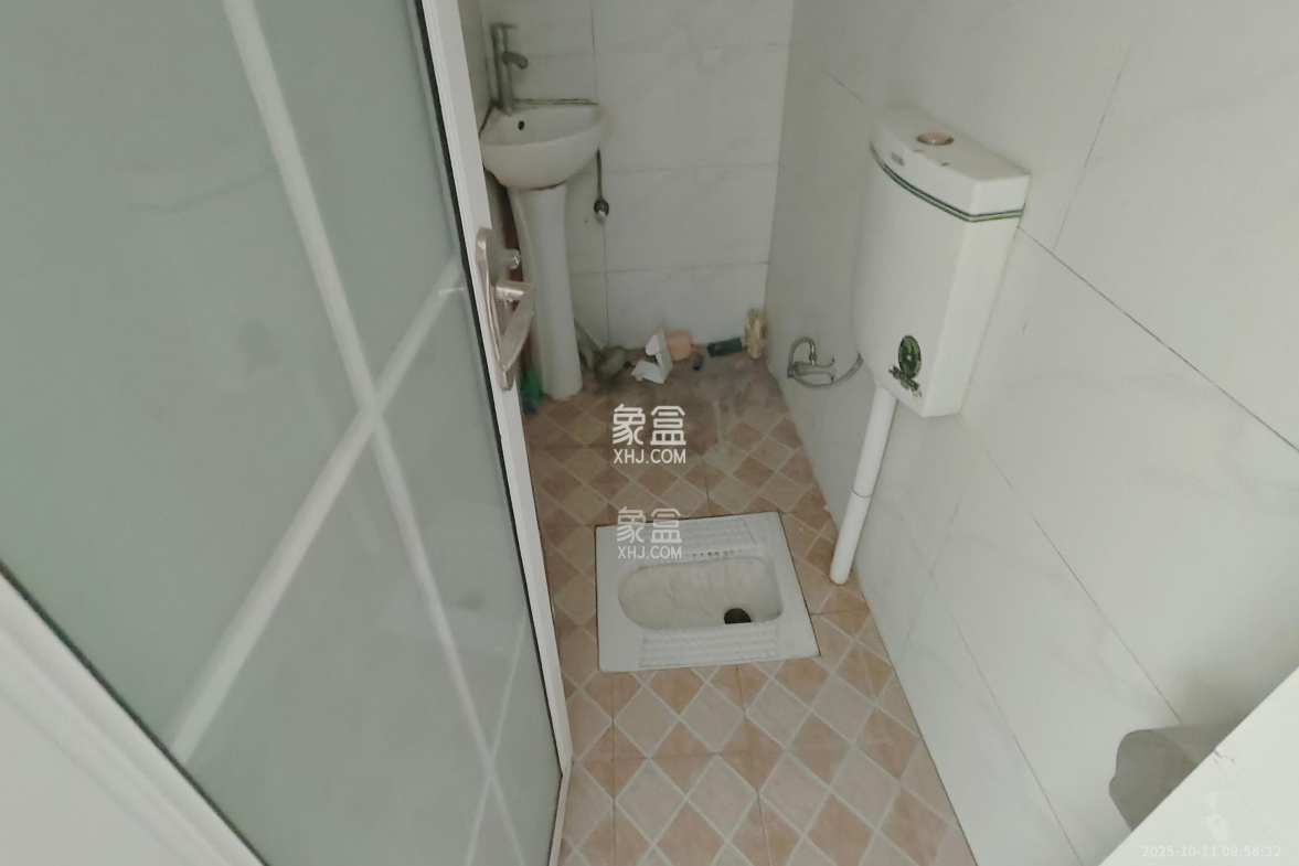 麓阳和景雅苑  3室2厅1卫    2500.0元/月 麓阳和景雅苑  3室2厅1卫    2500.0元/月室内图