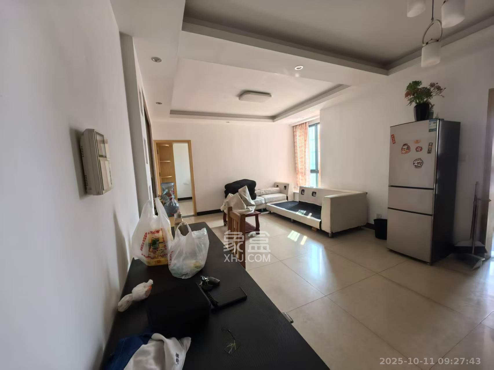 尊邸华庭  2室2厅1卫    1900.0元/月 尊邸华庭  2室2厅1卫    1900.0元/月室内图