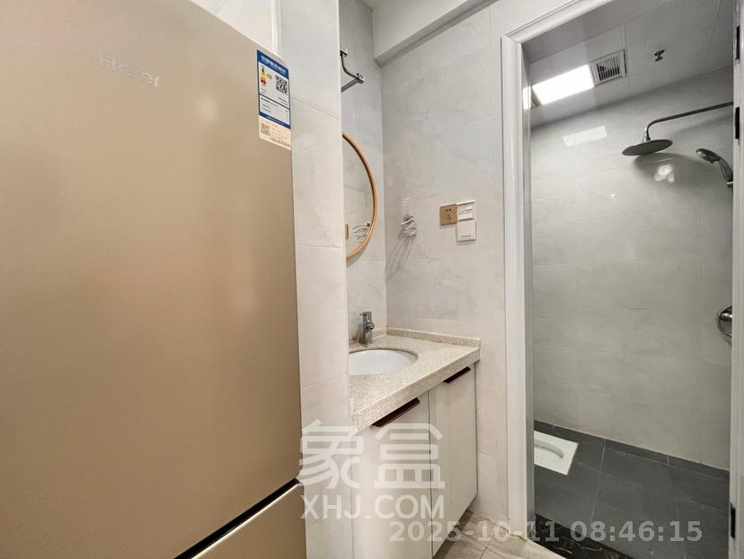 荣悦台 1室1厅1卫 2600.0元/月 荣悦台 1室1厅1卫 2600.0元/月室内图