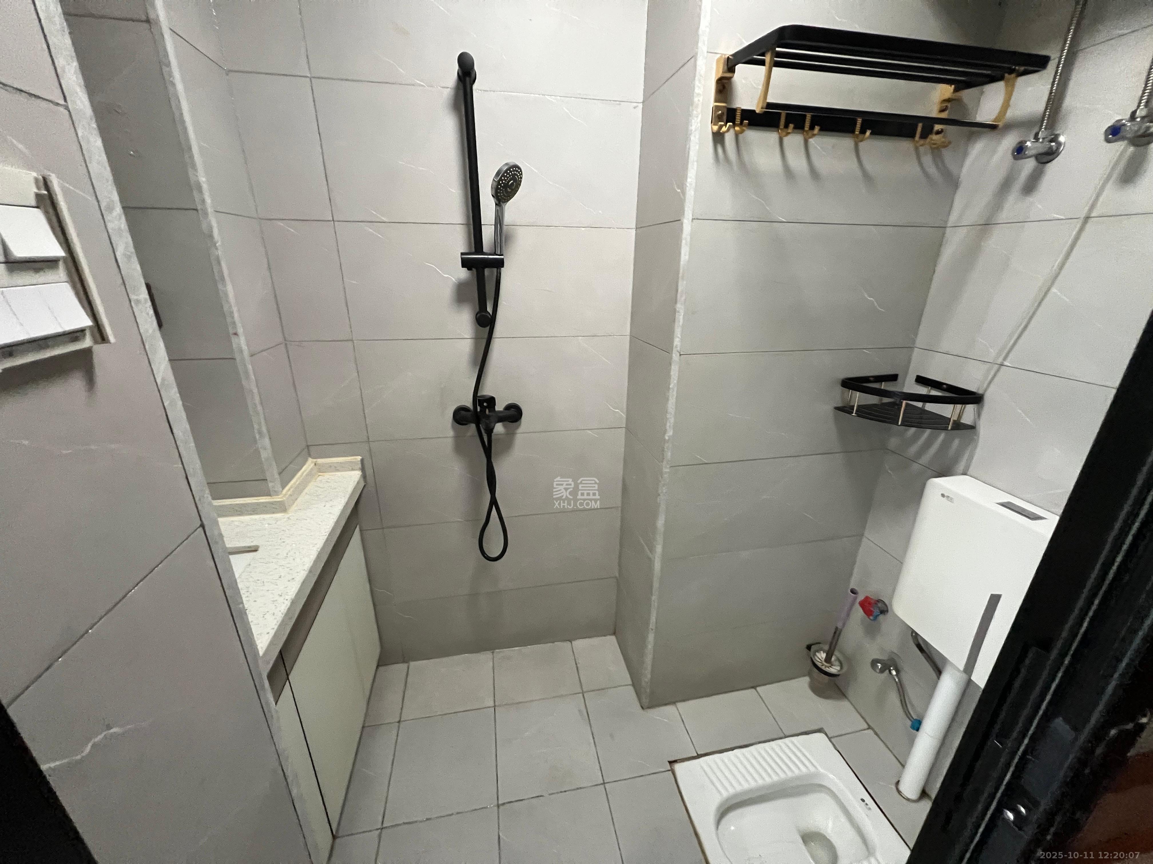 长沙高铁吾悦广场 1室1厅1卫 1500.0元/月 长沙高铁吾悦广场 1室1厅1卫 1500.0元/月室内图