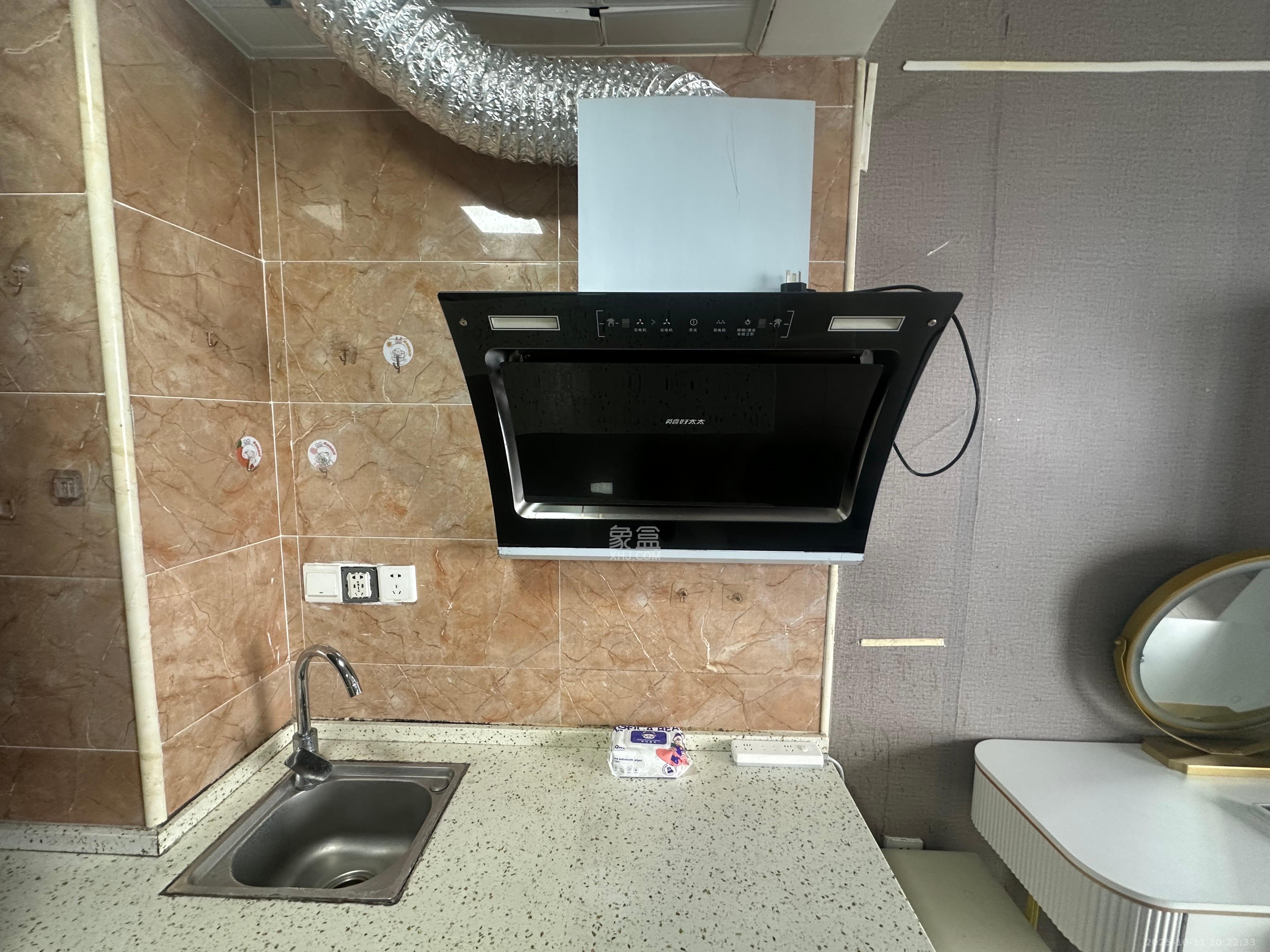 好莱城(弘德西街)  1室1厅1卫    1200.0元/月 好莱城(弘德西街)  1室1厅1卫    1200.0元/月室内图