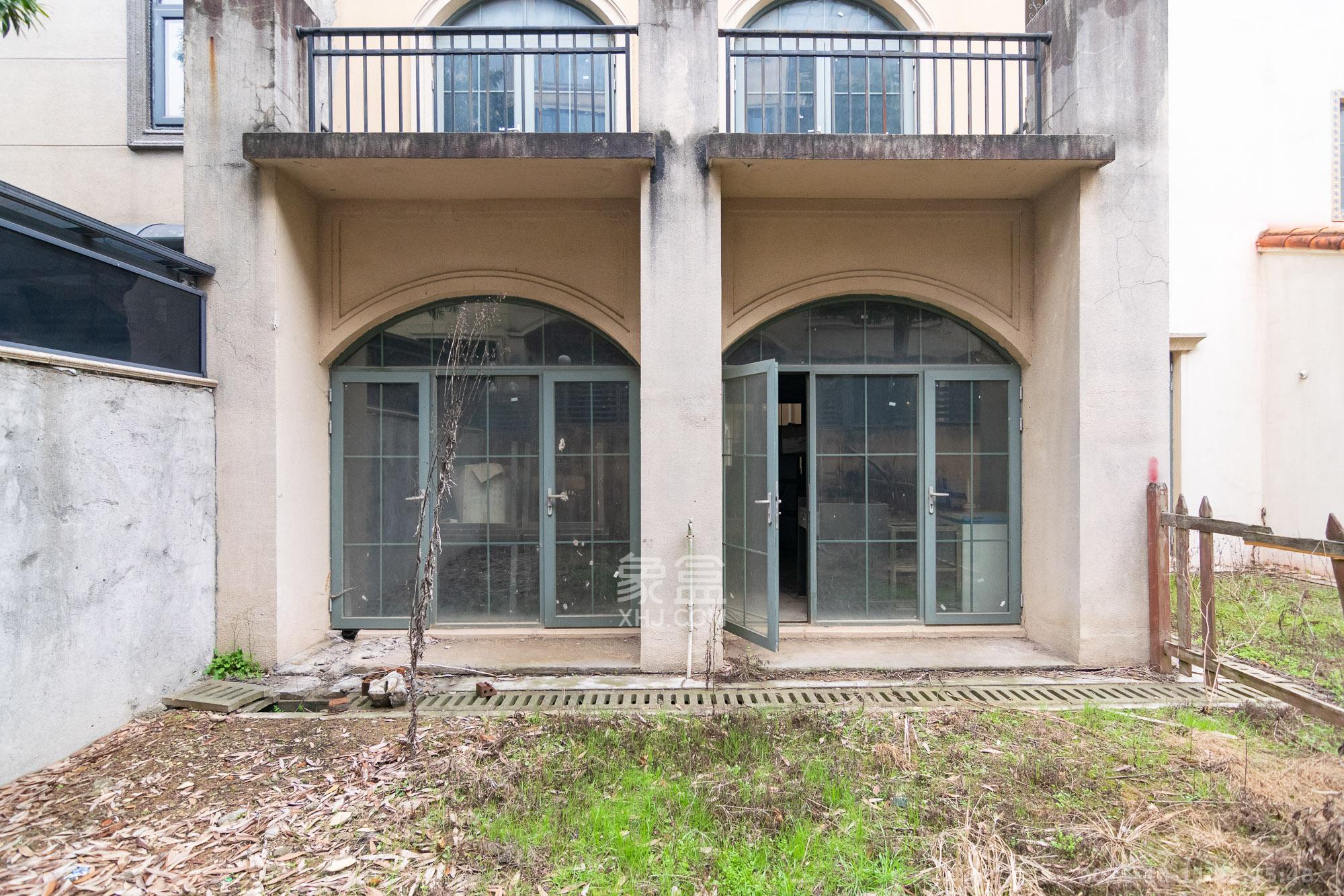 中粮北纬28°别墅 5室3厅3卫 470.0万 中粮北纬28°别墅 5室3厅3卫 470.0万其他