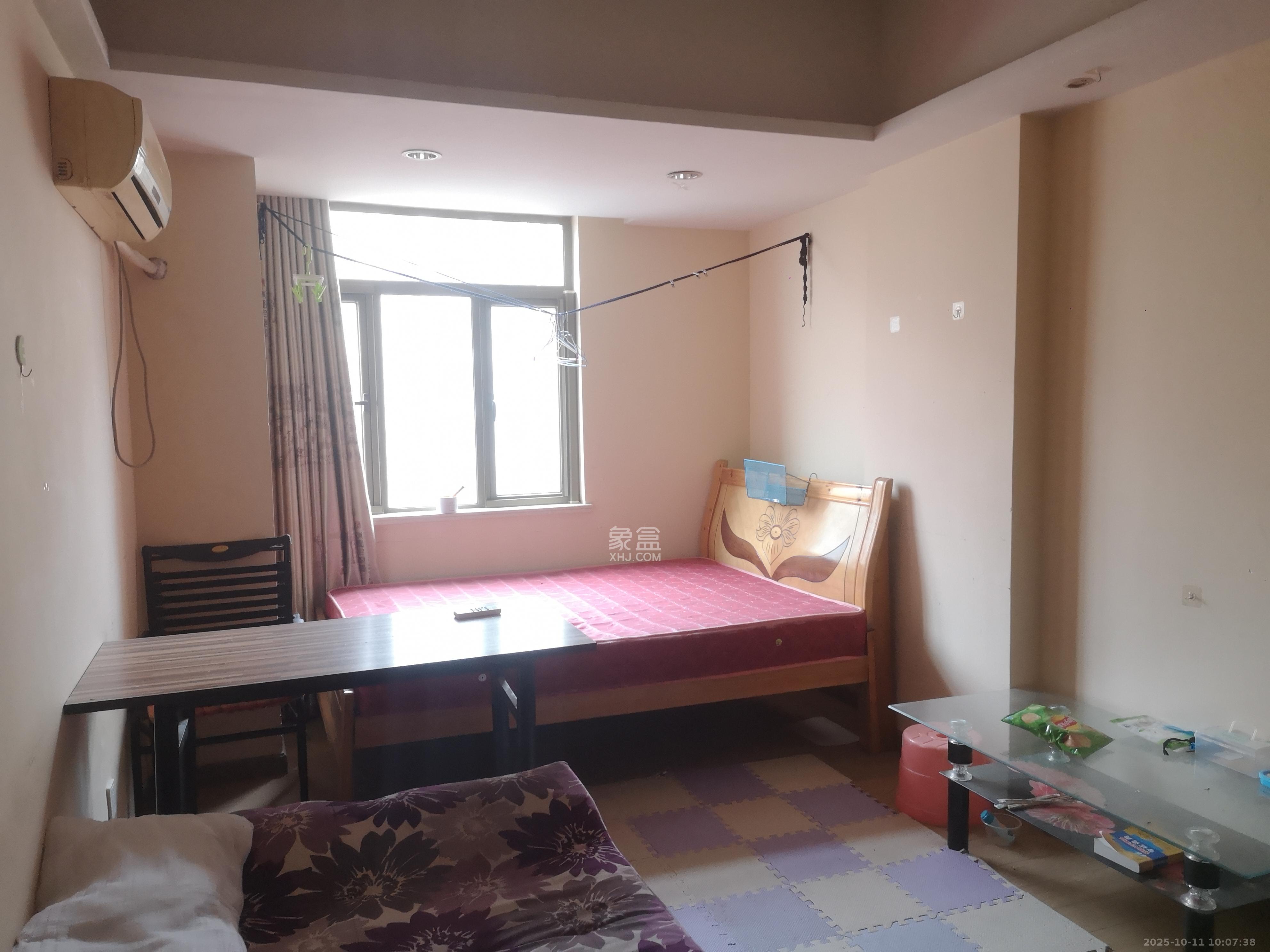 米兰春天  1室1厅1卫    800.0元/月室内图