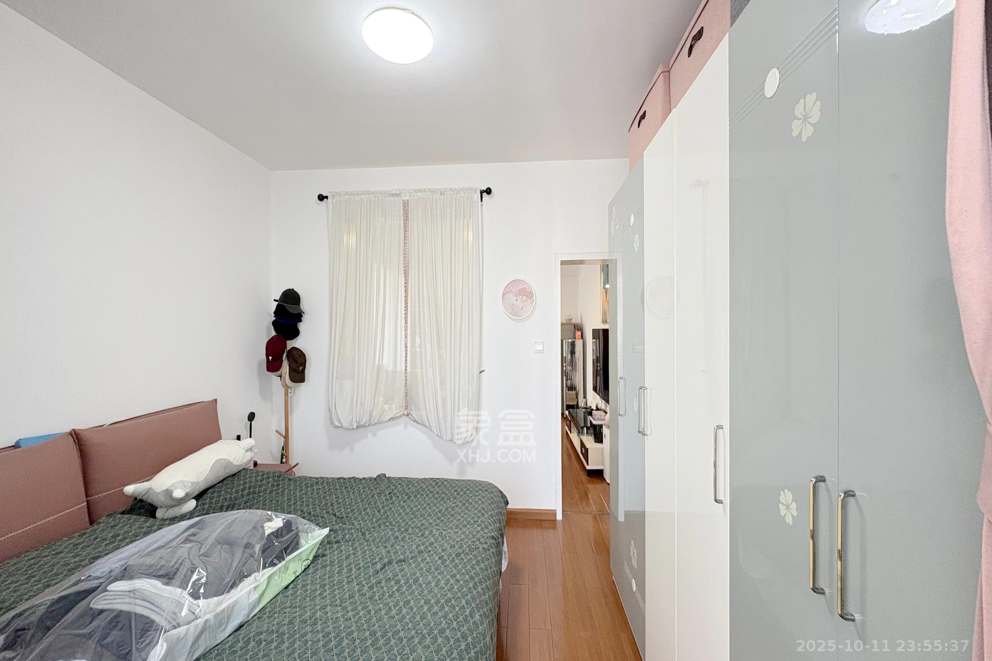 天心华庭 1室1厅1卫 66.0万 天心华庭 1室1厅1卫 66.0万卧室