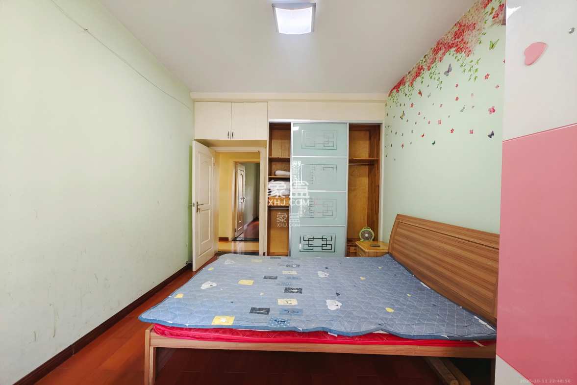 枫林绿洲  4室2厅2卫    2600.0元/月 枫林绿洲  4室2厅2卫    2600.0元/月室内图