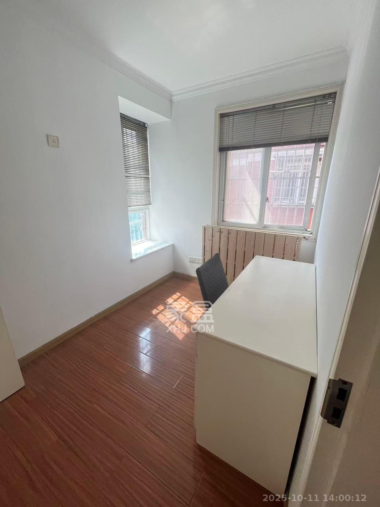 长丰星城 3室2厅1卫 1400.0元/月 长丰星城 3室2厅1卫 1400.0元/月室内图