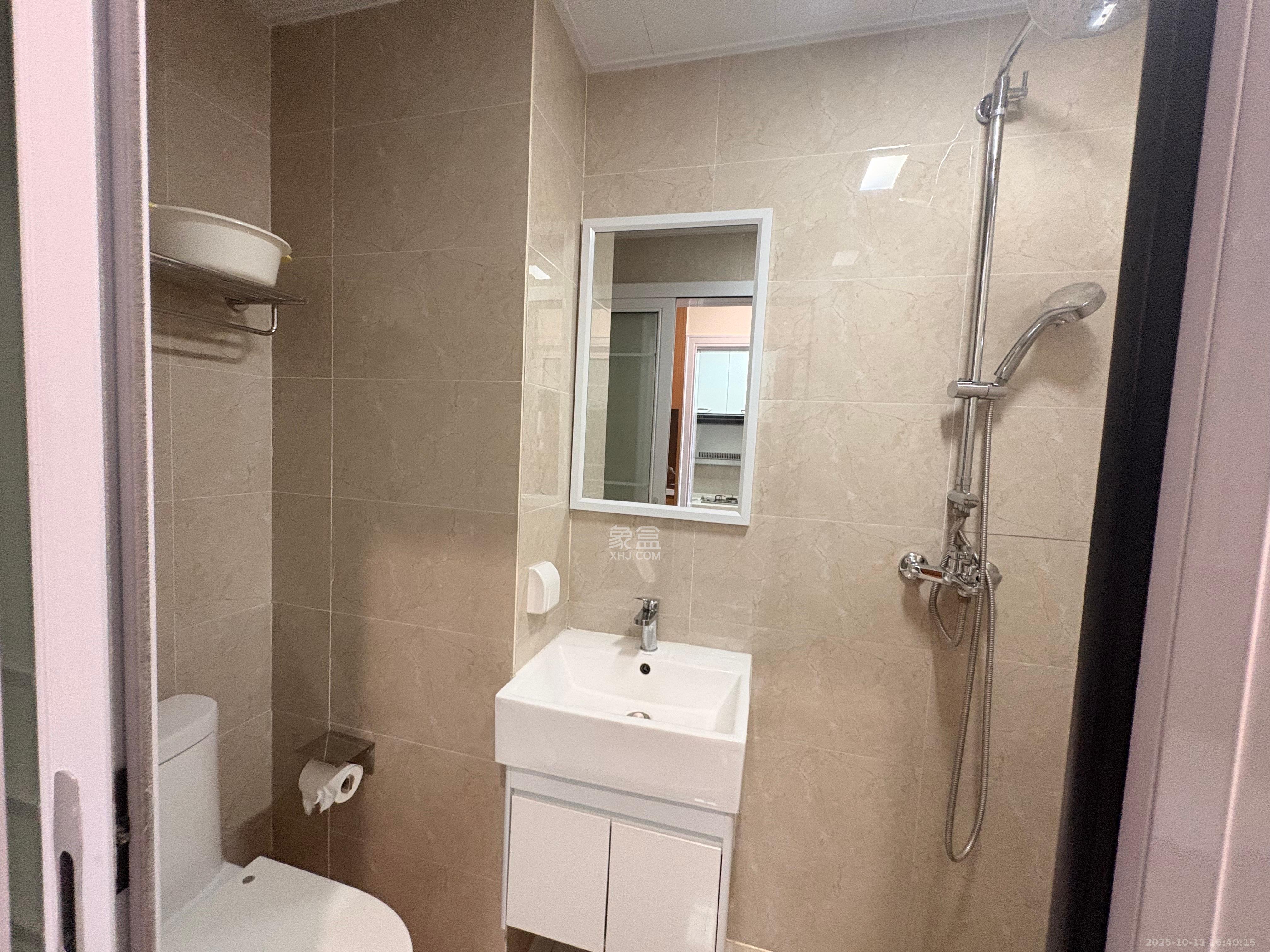 中建信和城  1室1厅1卫    1500.0元/月室内图