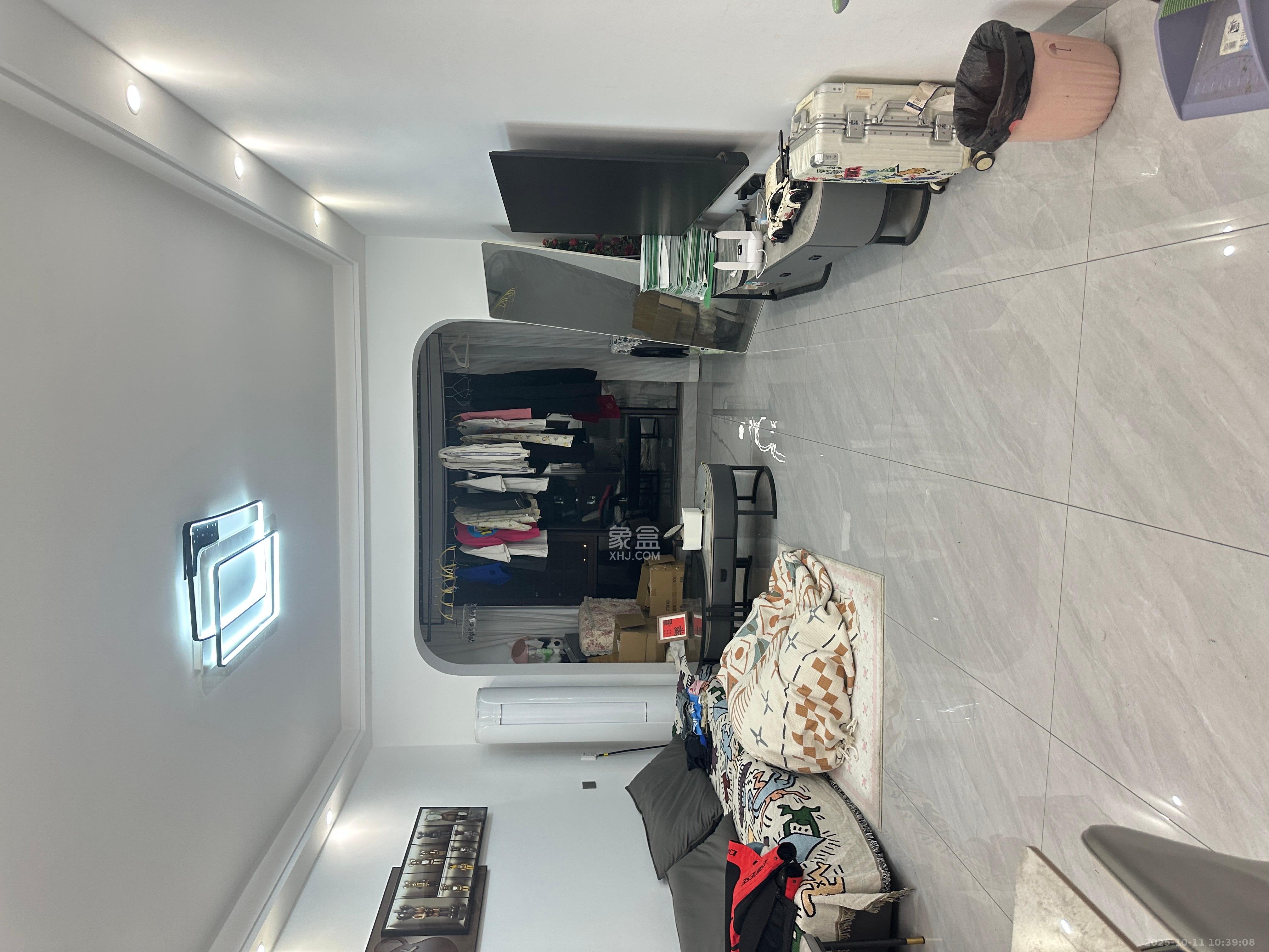 邦盛水岸御园  4室2厅2卫    2800.0元/月 邦盛水岸御园  4室2厅2卫    2800.0元/月室内图