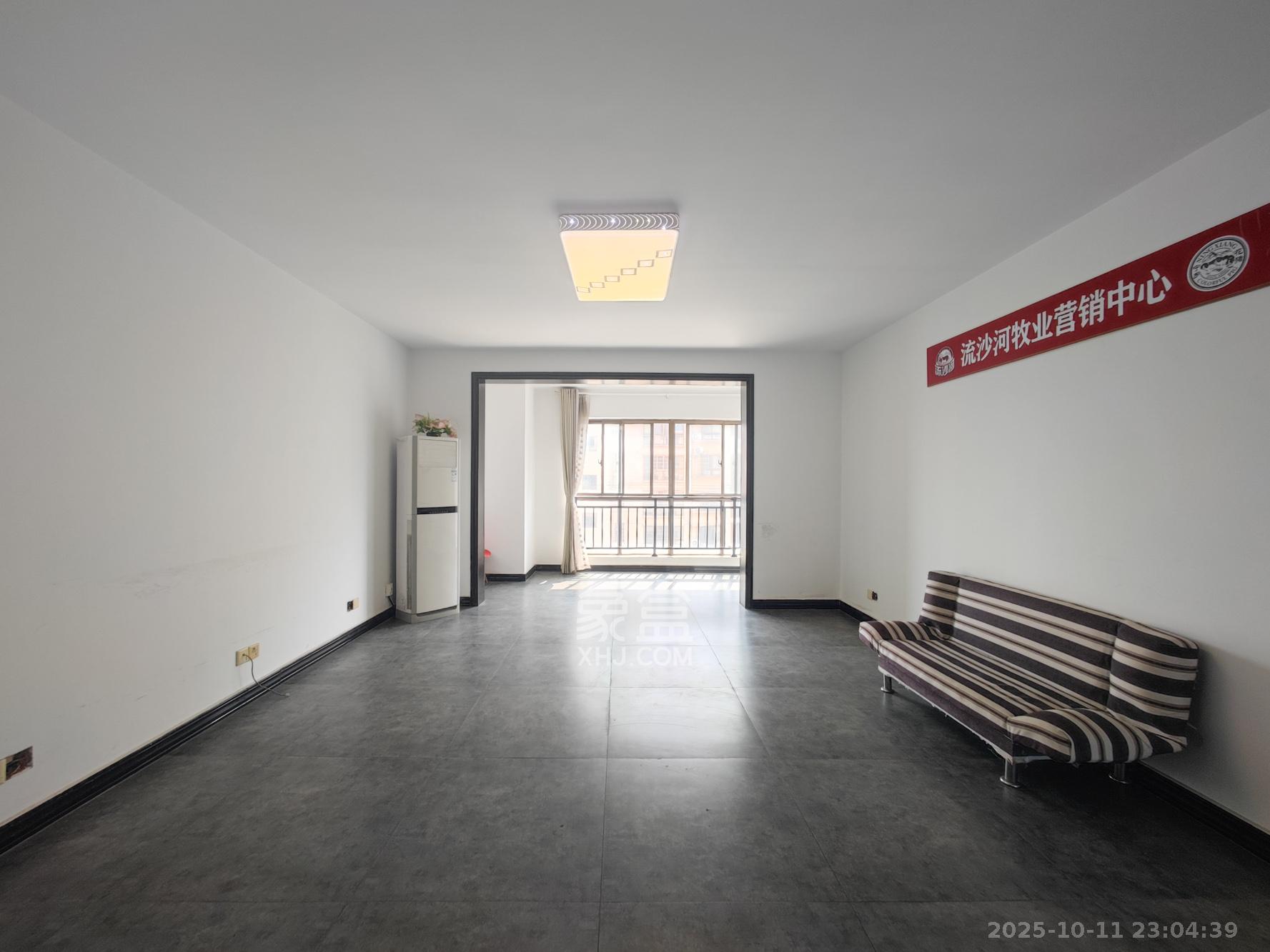 中天瑞景  3室2厅2卫    106.8万 中天瑞景  3室2厅2卫    106.8万客厅