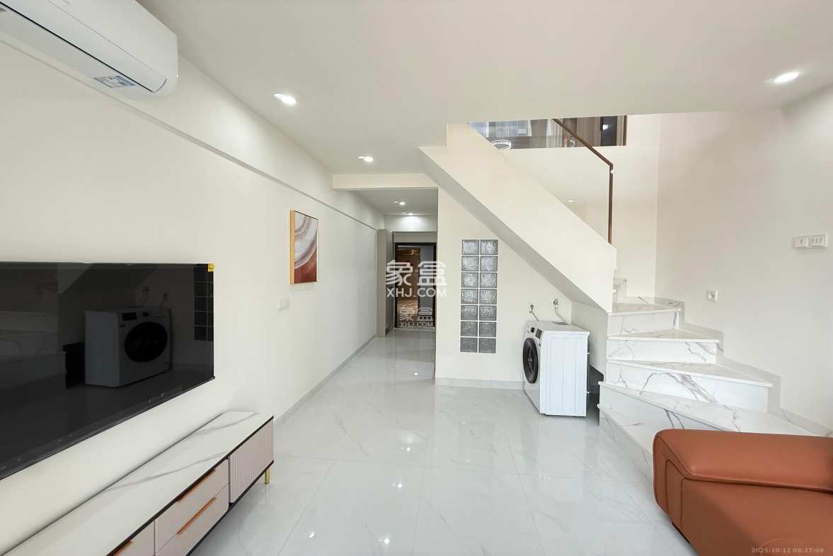 君悦新天地 2室1厅1卫 2500.0元/月 君悦新天地 2室1厅1卫 2500.0元/月室内图