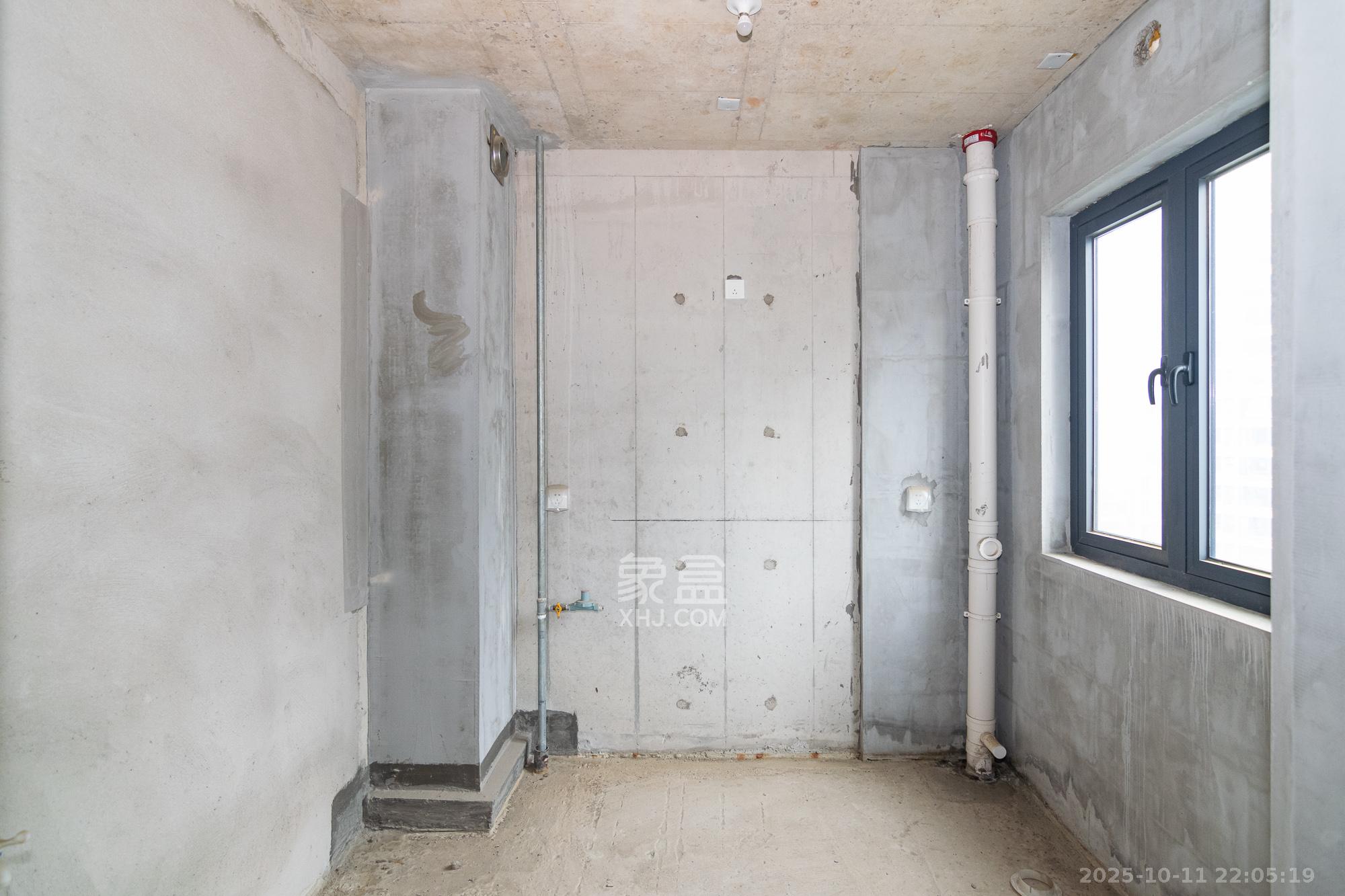 中粮鸿云  4室2厅2卫    80.0万厨房