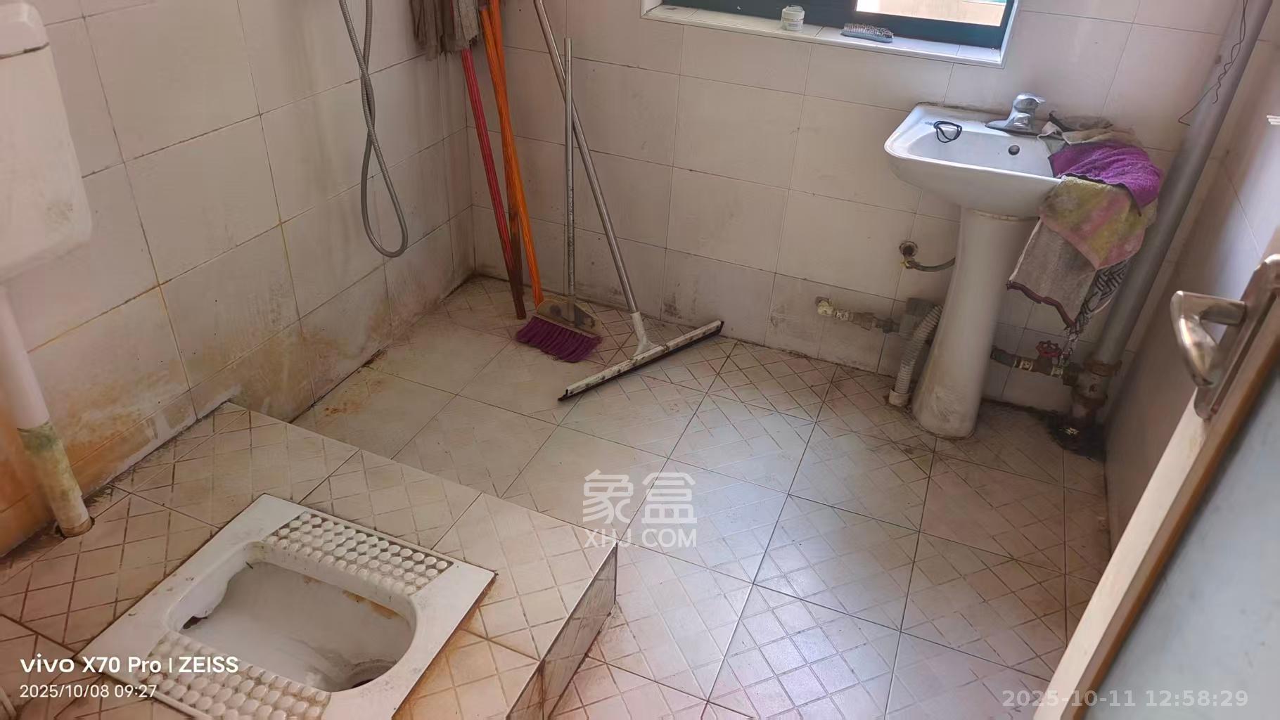 华盛世纪新城  2室2厅1卫    1900.0元/月室内图