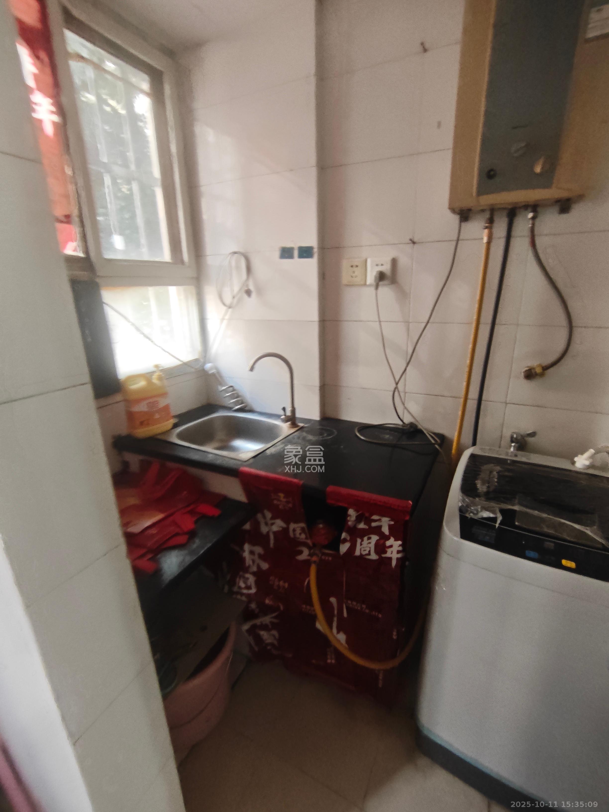 金石蓉园 1室0厅0卫 700.0元/月 金石蓉园 1室0厅0卫 700.0元/月室内图