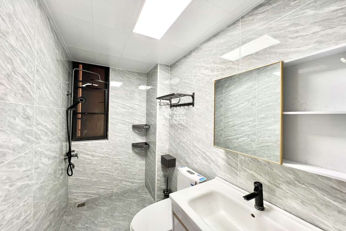 金城天鹅湖 3室2厅1卫 2400.0元/月 金城天鹅湖 3室2厅1卫 2400.0元/月室内图