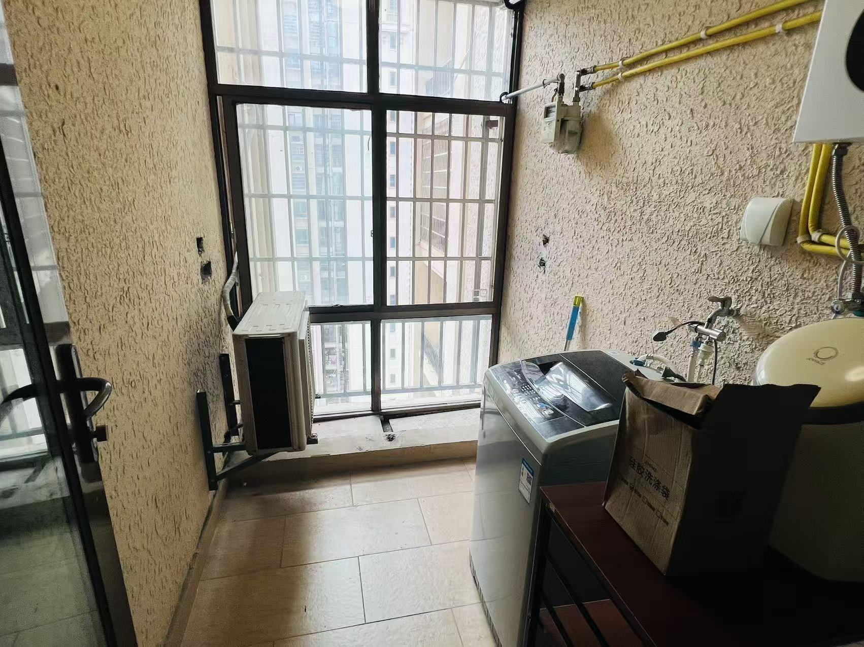 碧桂园 3室2厅1卫 1600.0元/月 碧桂园 3室2厅1卫 1600.0元/月室内图