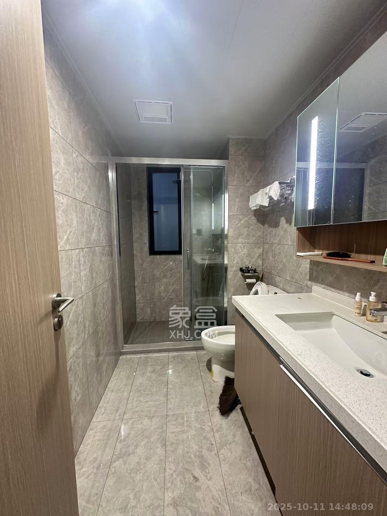 旭辉国悦府  4室2厅2卫    4200.0元/月室内图