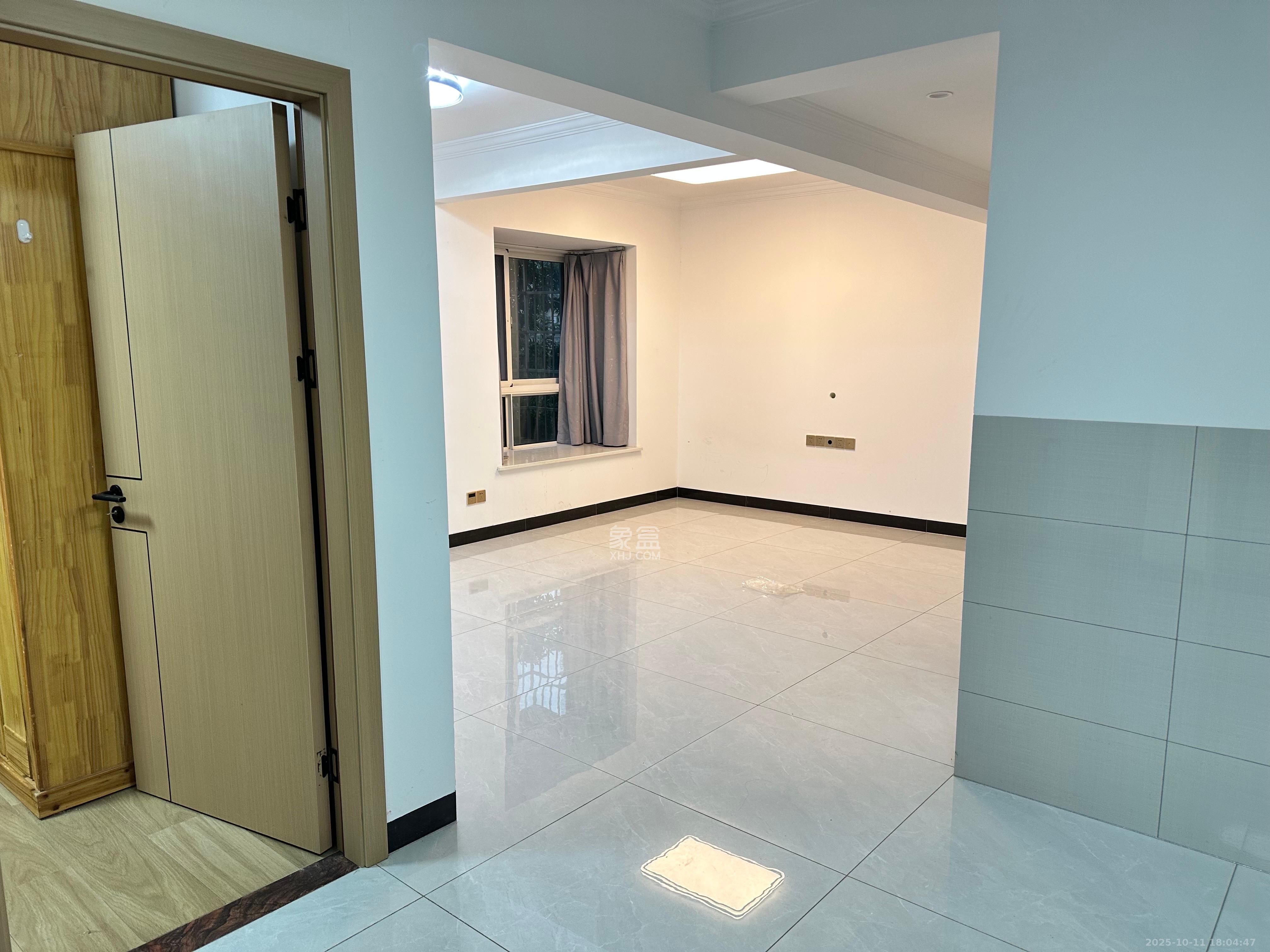 谷山乐园三期  2室2厅1卫    2200.0元/月室内图