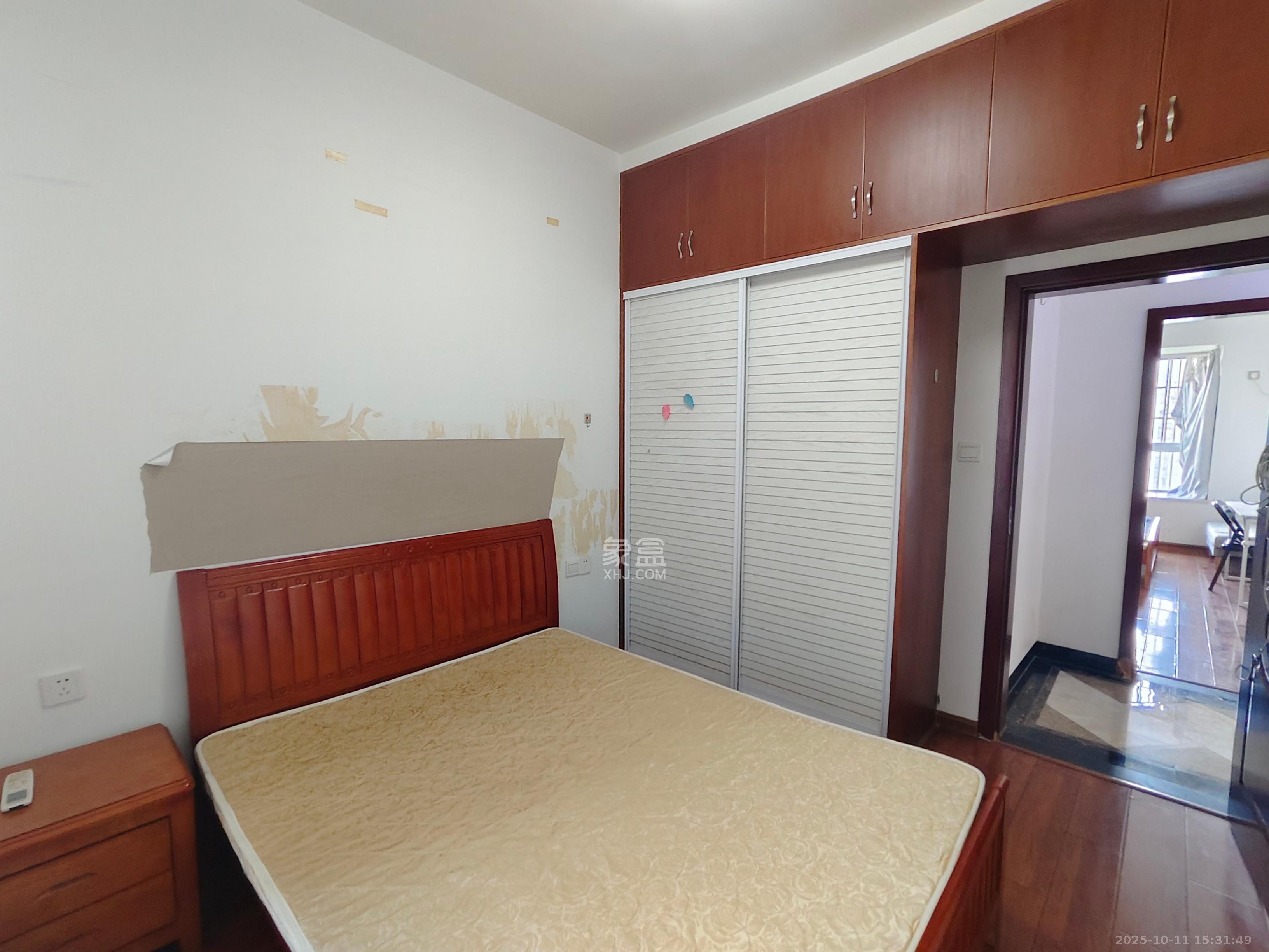 城市山水豪园（山水城市风景）  3室2厅1卫    2200.0元/月室内图