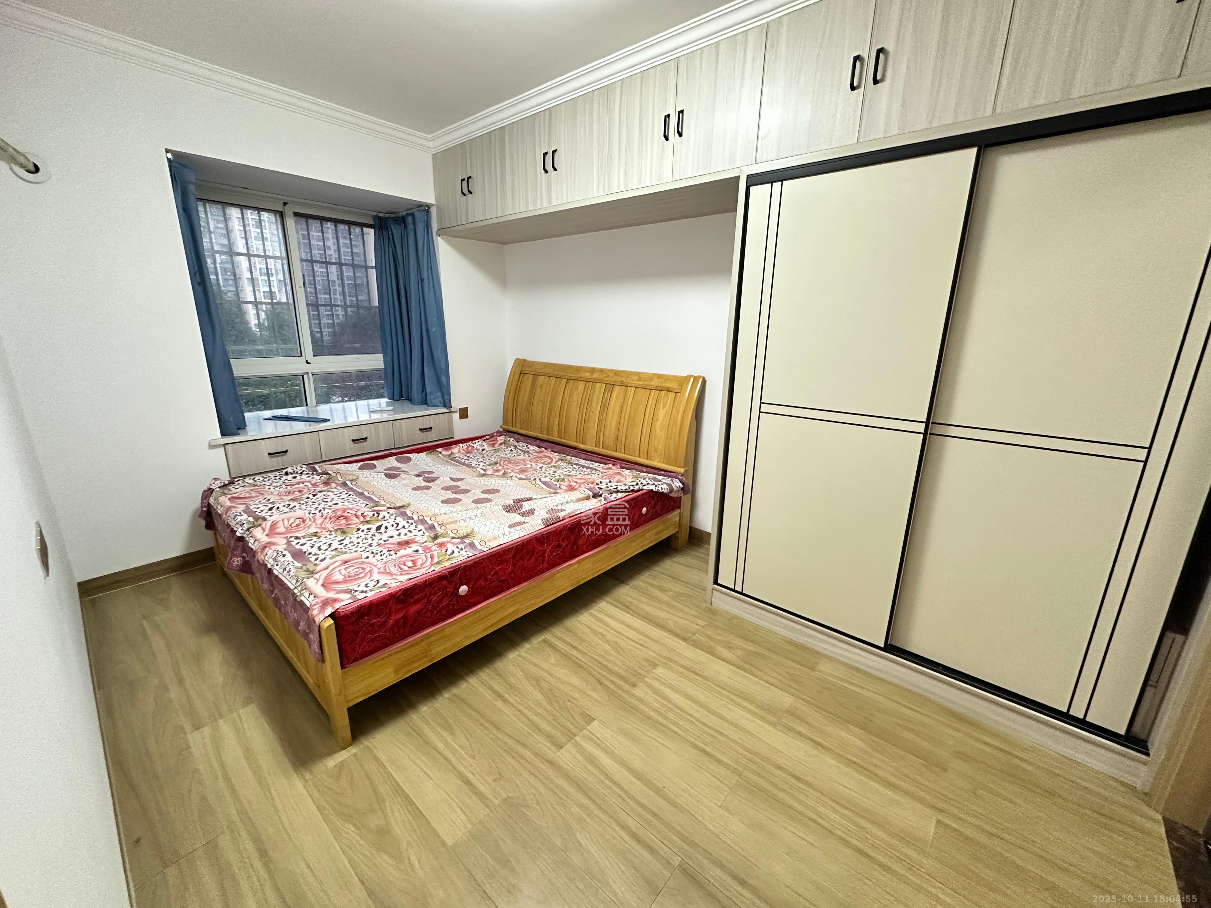 谷山乐园三期  2室2厅1卫    2200.0元/月室内图