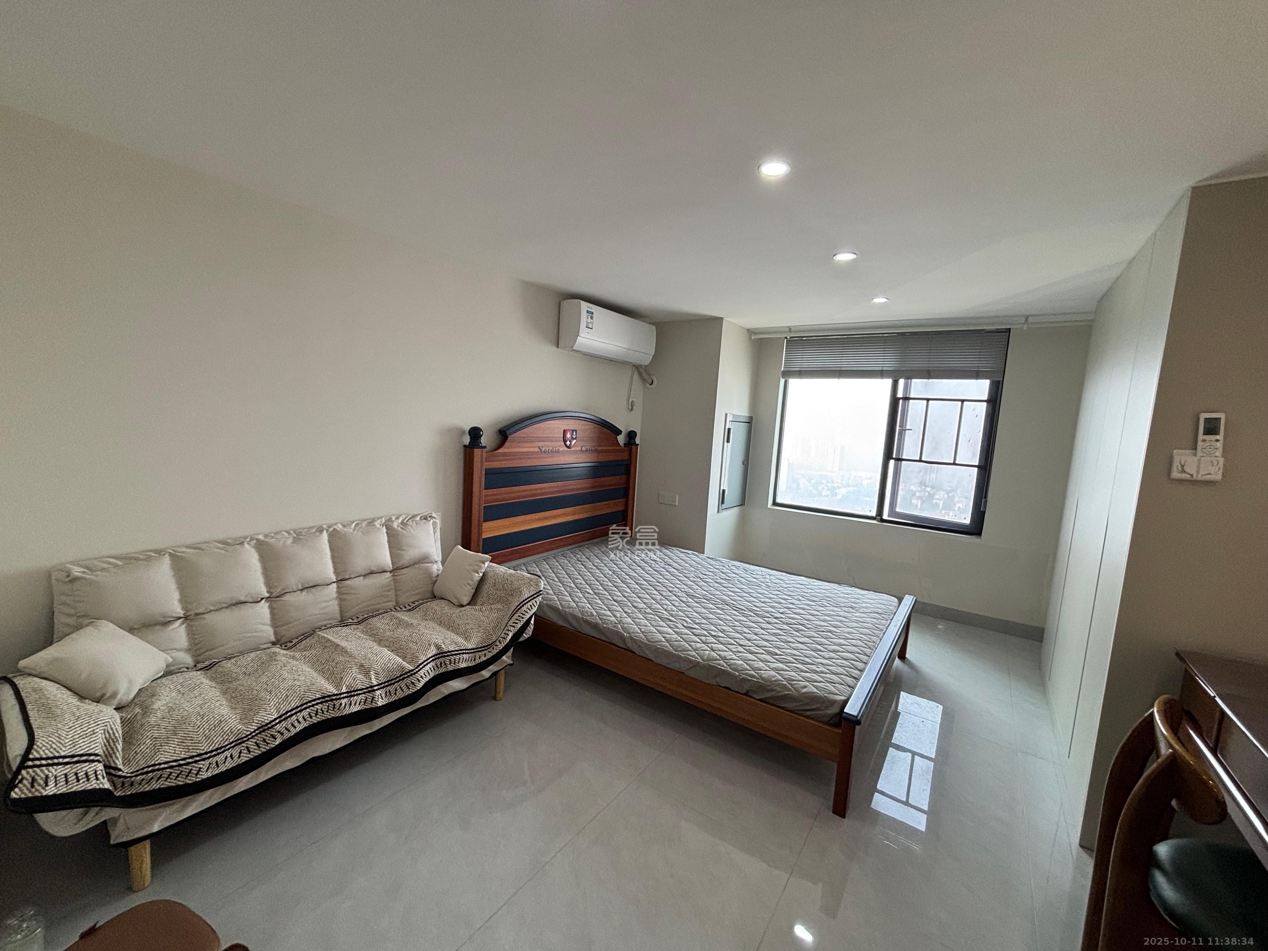 梅溪悦章  1室0厅0卫    1500.0元/月