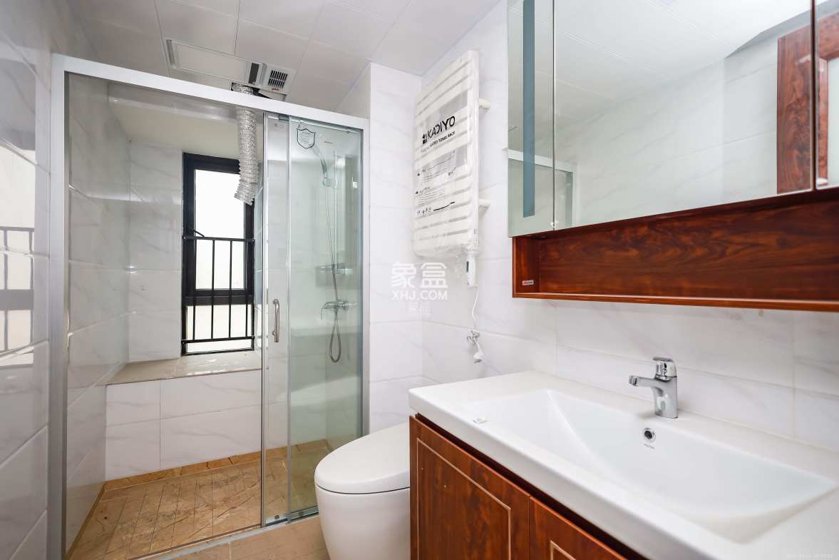 碧桂园荟隽棠 4室2厅2卫 141.0万 碧桂园荟隽棠 4室2厅2卫 141.0万卫生间