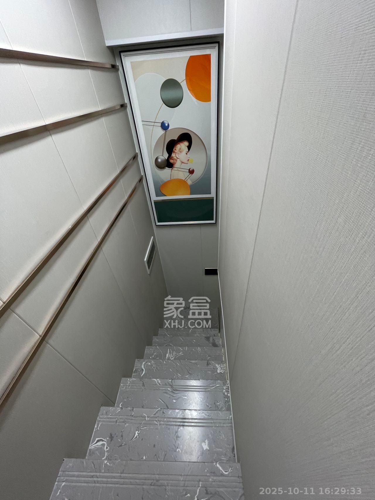 明昇壹城（明昇时代广场）三期  3室1厅2卫    2300.0元/月室内图